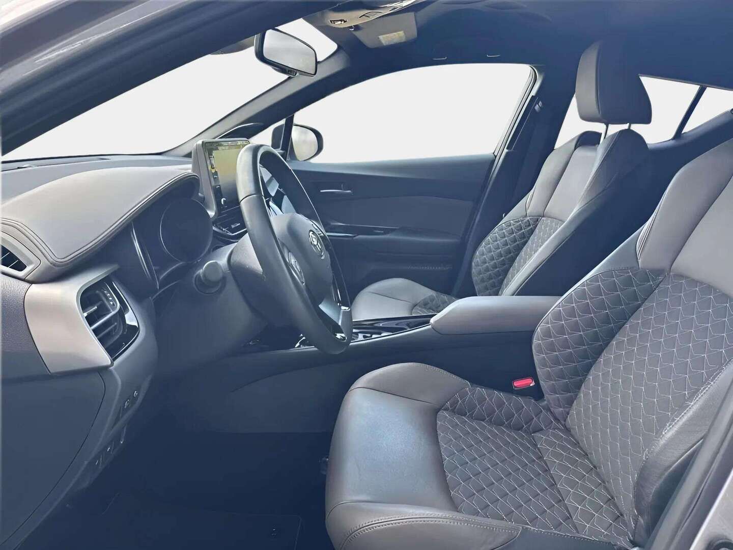 Toyota C-HR 2021 2,0 Hybrid Premium - ACC / JBL / P.kamera / Luxury puoli-nahka verhoilu / Pysäköinti avustin / Navi