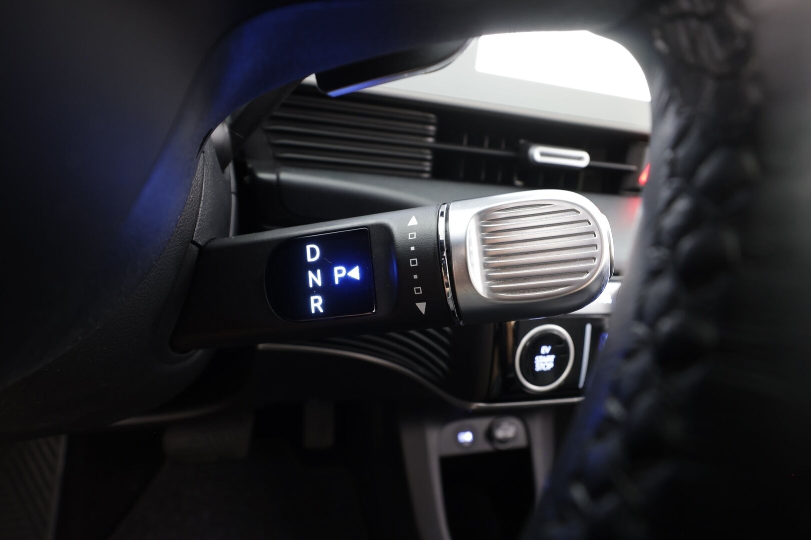 Hyundai IONIQ 5 2022 73 kWh 217 hv Style 5d - | ILP | Koukku | ACC | LED | P.Kamera | Sähköpenkki | Navi |  Kaistavahti | Katveavustin | Keyless | HDA | 2x Latauskaapelit | Merkkihuollot | 