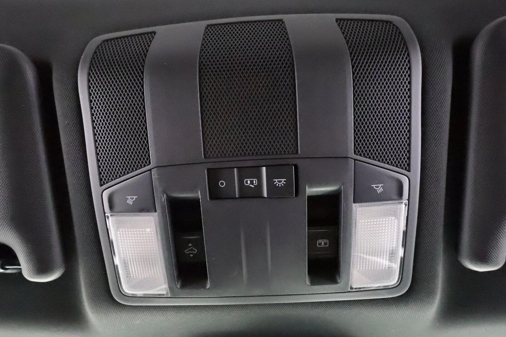 Mitsubishi Eclipse Cross 2022 2.4 PHEV Instyle Plus 4WD - | Koukku | Lasikattoluukku | ACC | 360 | HUD | Sähköpenkit | LED | Kaistavahti | Navi | Katveavustin | Keyless | Kahdet renkaat | Merkkihuollot |