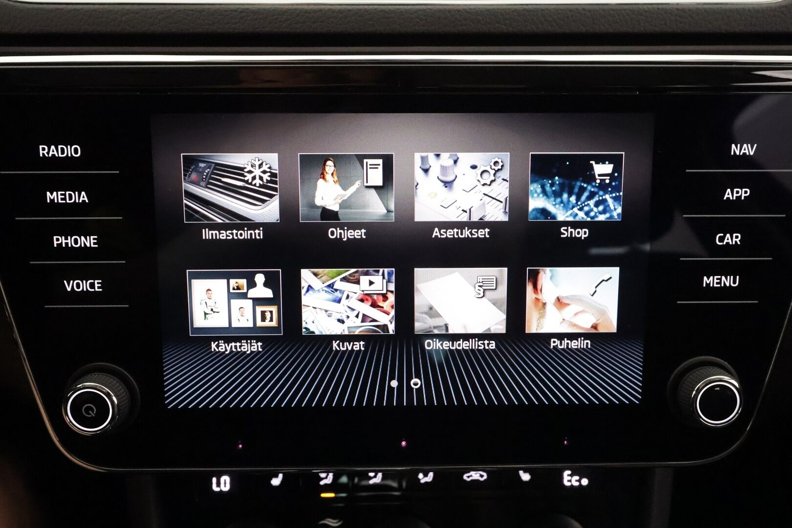 SKODA SUPERB 2023 Combi 1.4 TSI PHEV L&K iV DSG Autom. - | ACC | Webasto | Matrix-LED | Canton | Muistipenkit | P.Kamera | Nahat | Keyless | Apple&Android | 