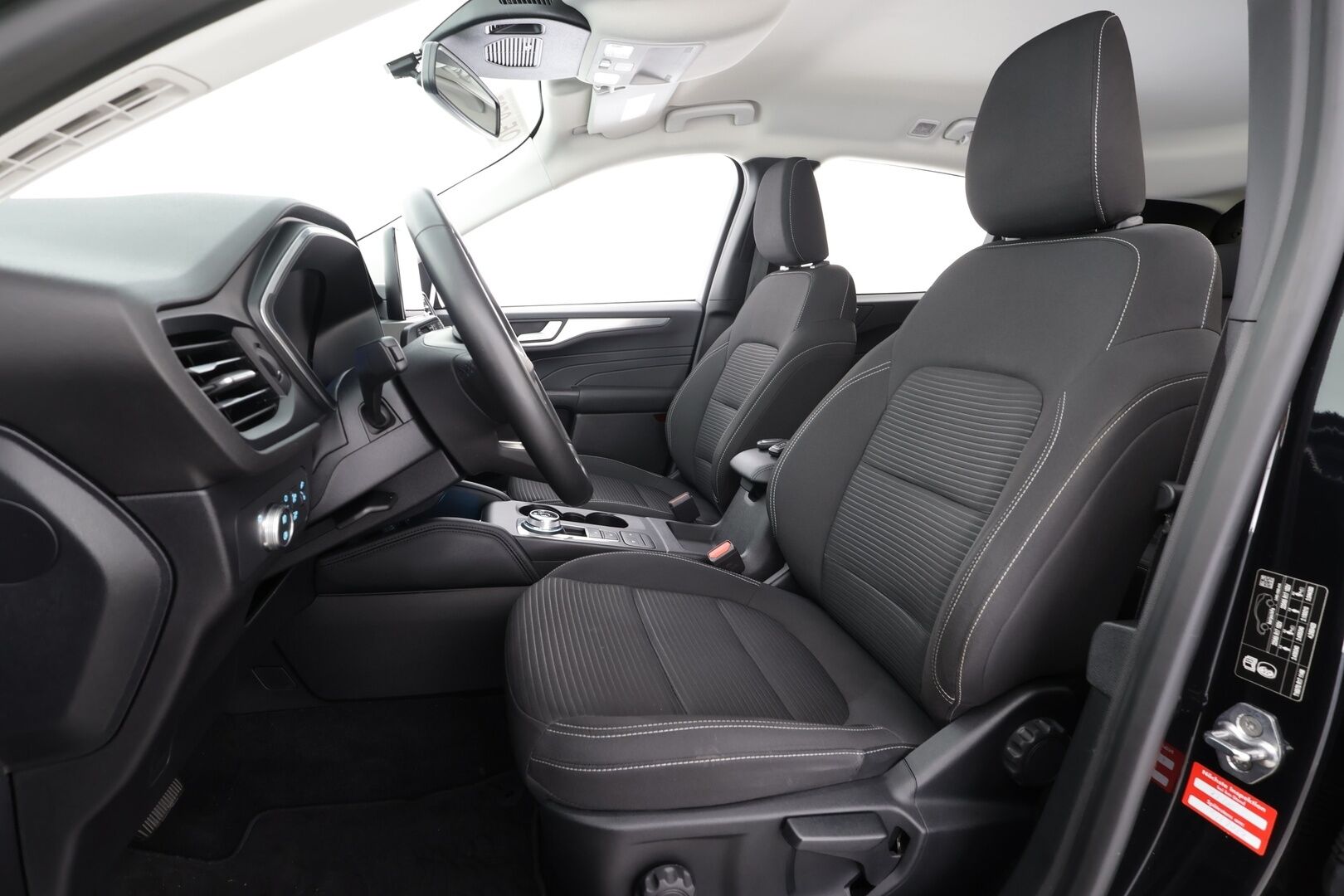 FORD KUGA 2022 2,5 Hybrid (HEV) 190hv CVT AWD Titanium 5-ovinen - | Koukku | P.Kamera | Digimittaristo | Kaistavahti | Keyless | Navi | Vakkari | Apple&Android | Ratinlämmitys |  Merkkihuollot | 