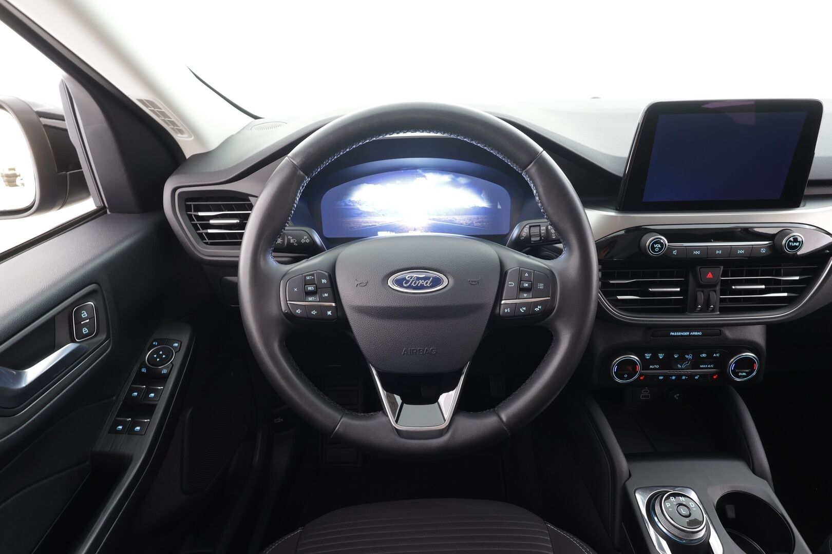 FORD KUGA 2022 2,5 Hybrid (HEV) 190hv CVT AWD Titanium 5-ovinen - | Koukku | P.Kamera | Digimittaristo | Kaistavahti | Keyless | Navi | Vakkari | Apple&Android | Ratinlämmitys |  Merkkihuollot | 