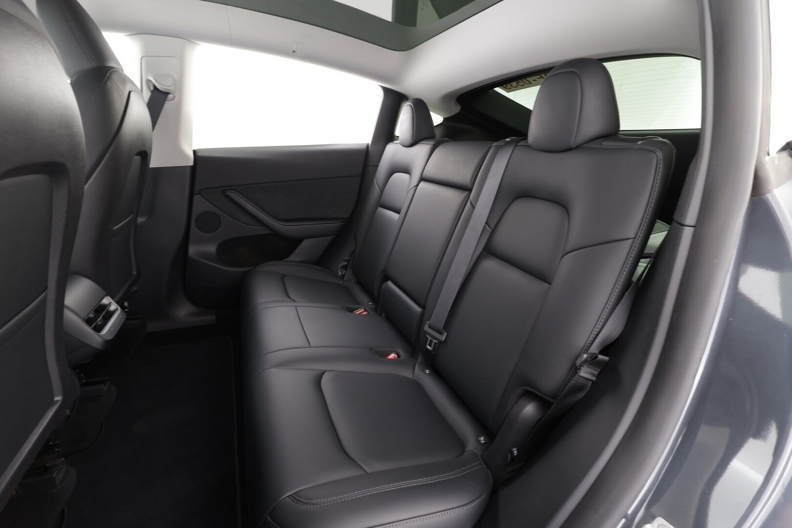 Tesla Model Y 2023 RWD - | ILP | Lasikatto | ACC | P.Kamera | Matrix-LED | Muistipenkki | Premium Audio | Kaistavahti | Navi | Keyless | 