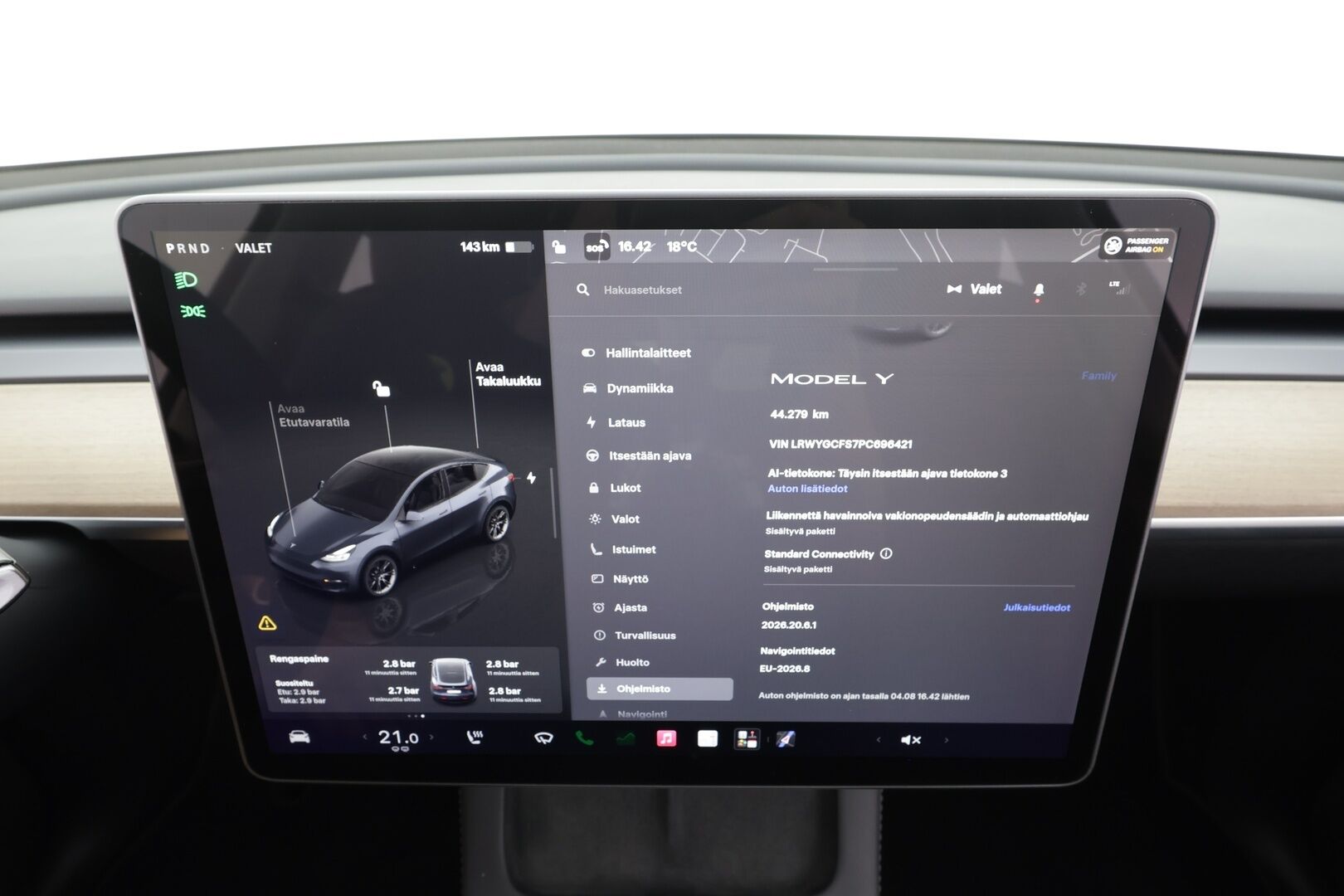 Tesla Model Y 2023 RWD - | ILP | Lasikatto | ACC | P.Kamera | Matrix-LED | Muistipenkki | Premium Audio | Kaistavahti | Navi | Keyless | 