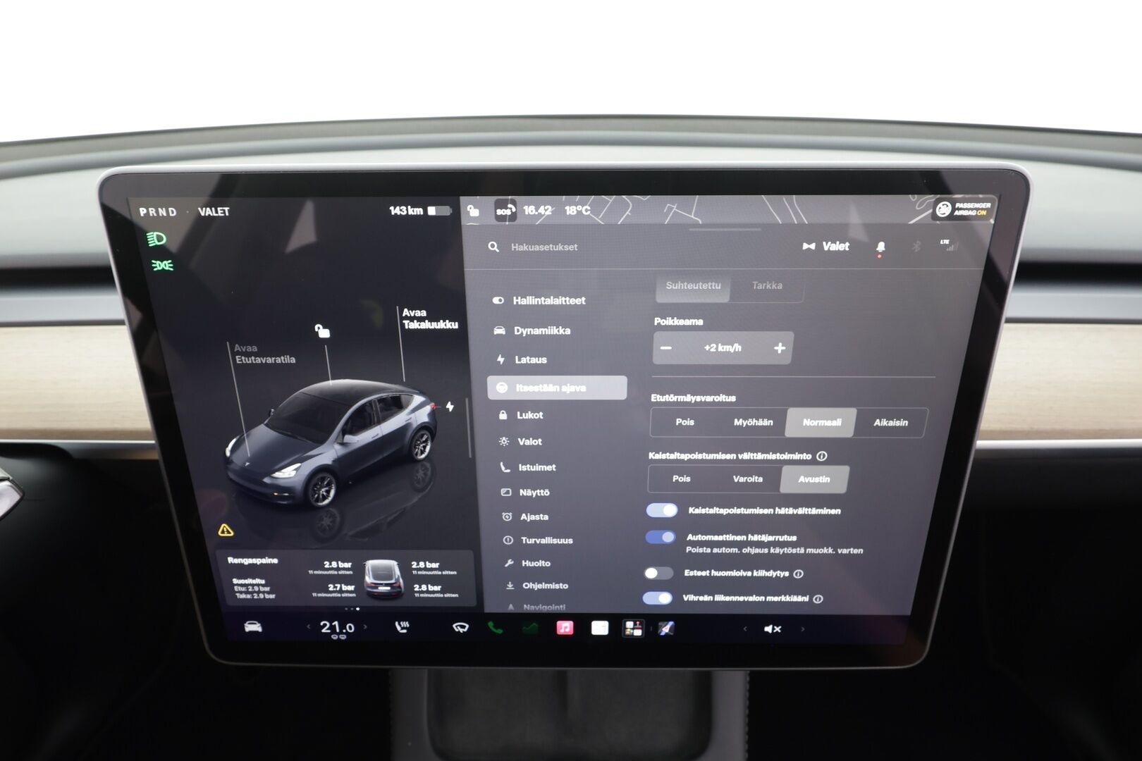 Tesla Model Y 2023 RWD - | ILP | Lasikatto | ACC | P.Kamera | Matrix-LED | Muistipenkki | Premium Audio | Kaistavahti | Navi | Keyless | 