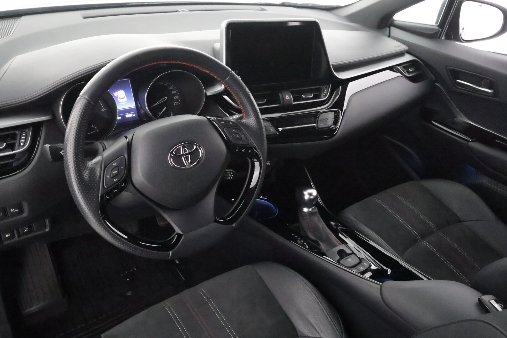 TOYOTA C-HR 2022 1.8 Hybrid GR sport - | ACC | LED | P.Kamera | Sähköpenkki | Ratinlämmitys | Digimittaristo |