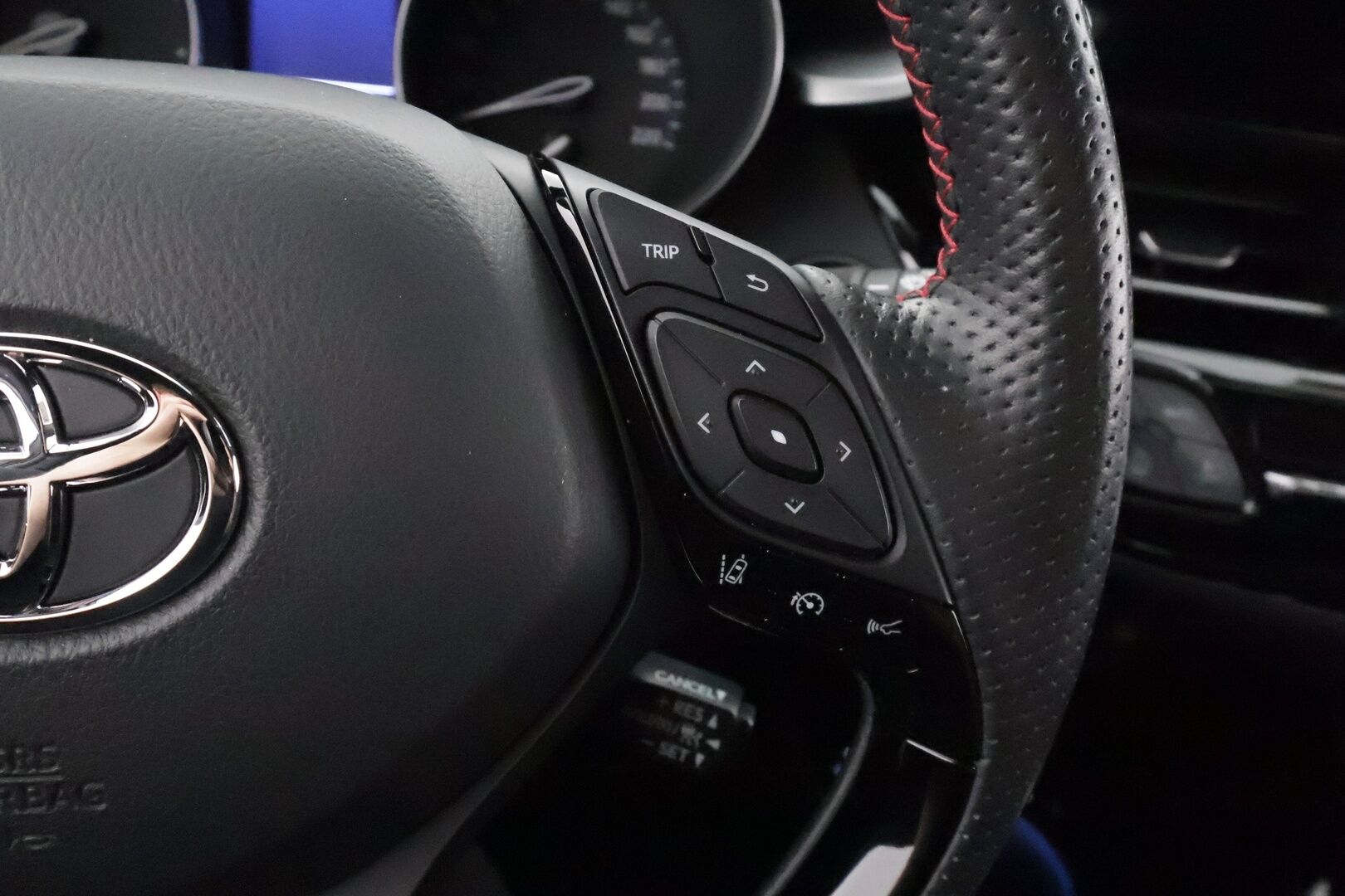 TOYOTA C-HR 2022 1.8 Hybrid GR sport - | ACC | LED | P.Kamera | Sähköpenkki | Ratinlämmitys | Digimittaristo |
