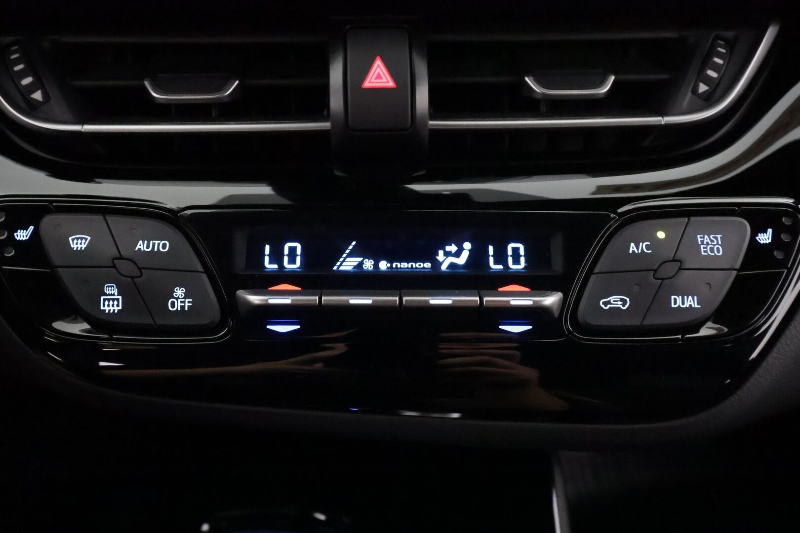 TOYOTA C-HR 2022 1.8 Hybrid GR sport - | ACC | LED | P.Kamera | Sähköpenkki | Ratinlämmitys | Digimittaristo |