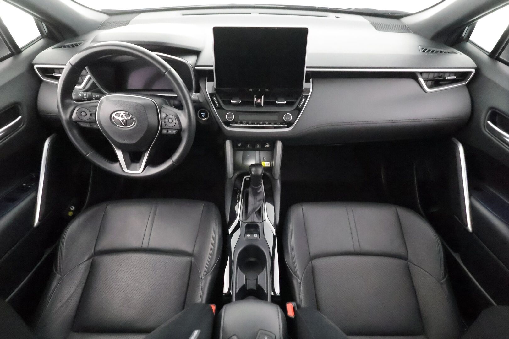 TOYOTA COROLLA CROSS 2023 2.0 Hybrid Premium - | Lasikatto | ACC | LED | P.Kamera | Sähköpenkki | 360 | Kaistavahti | Katveavustin | Digimittaristo | Keyless | 