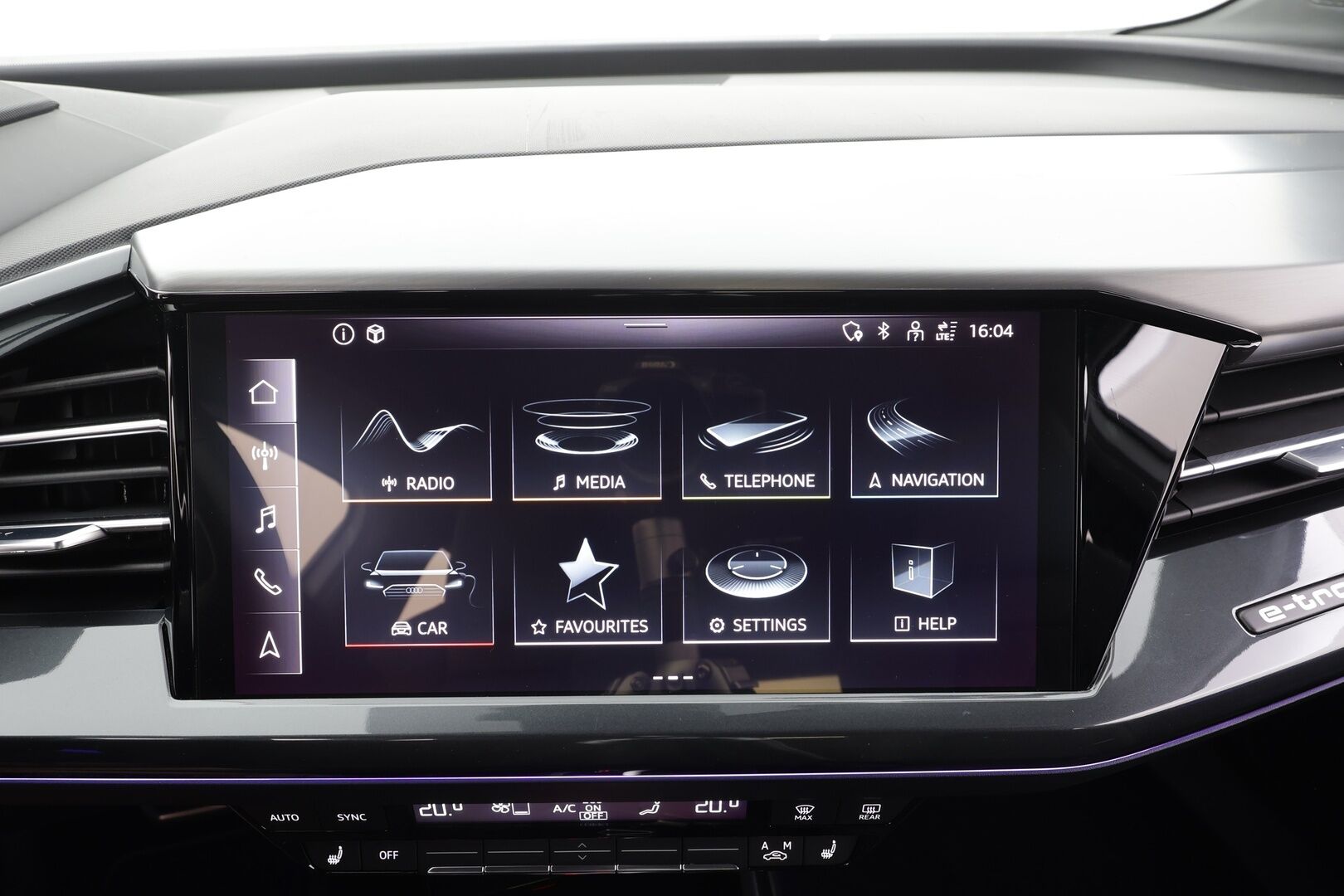 AUDI Q4 E-TRON 2023 40 e-tron - | Sonos | ILP | Koukku | ACC | Matrix-LED | P.Kamera | Kaistavahti | Navi | Keyless | Sporttipenkit | Merkkihuollot |
