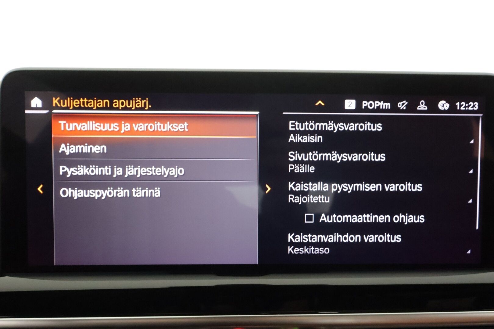 BMW IX3 2022 G08 M-sport - | ACC | Akuston esilämmitys | Panorama | Lisälämmitin | Adapt LED | P.Kamera | Muistipenkki | Sporttipenkit | Apple&Android | Merkkihuollettu |