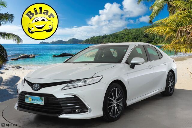 TOYOTA CAMRY 2023