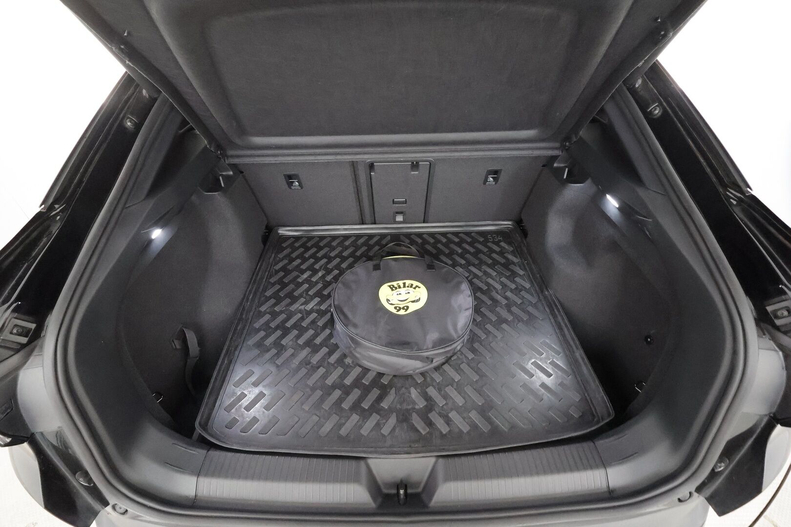VOLKSWAGEN ID.5 2022 GTX Dual Motor AWD 220kW - | ACC | ILP | IQ-Matrix LED | 360-Kamera | Ergoactive hierovat muistipenkit | Ratinlämmitys | Puolinahat | Apple&Android | Merkkihuollettu | Kahdet Renkaat |