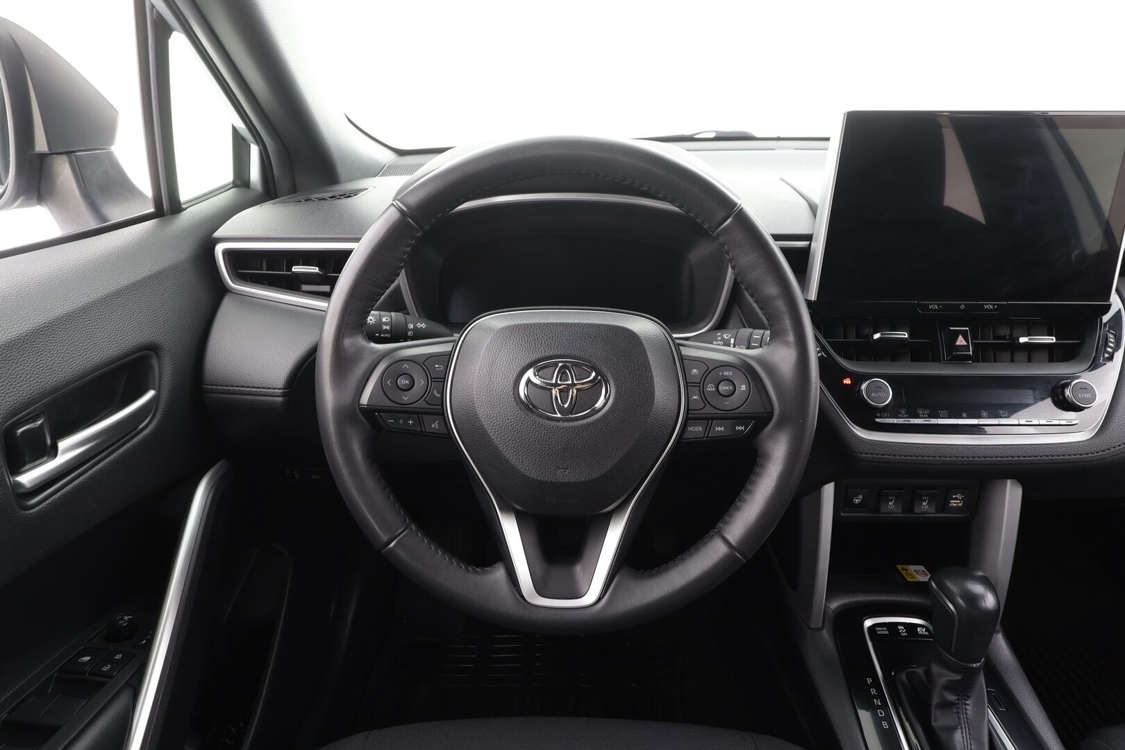 TOYOTA COROLLA CROSS 2023 2.0 Hybrid AWD-i Style - | ACC | LED | P.Kamera | Digimittaristo | Apple&Android | Navi | Kaistavahti | Keyless | Digimittaristo | Kahdet renkaat | 