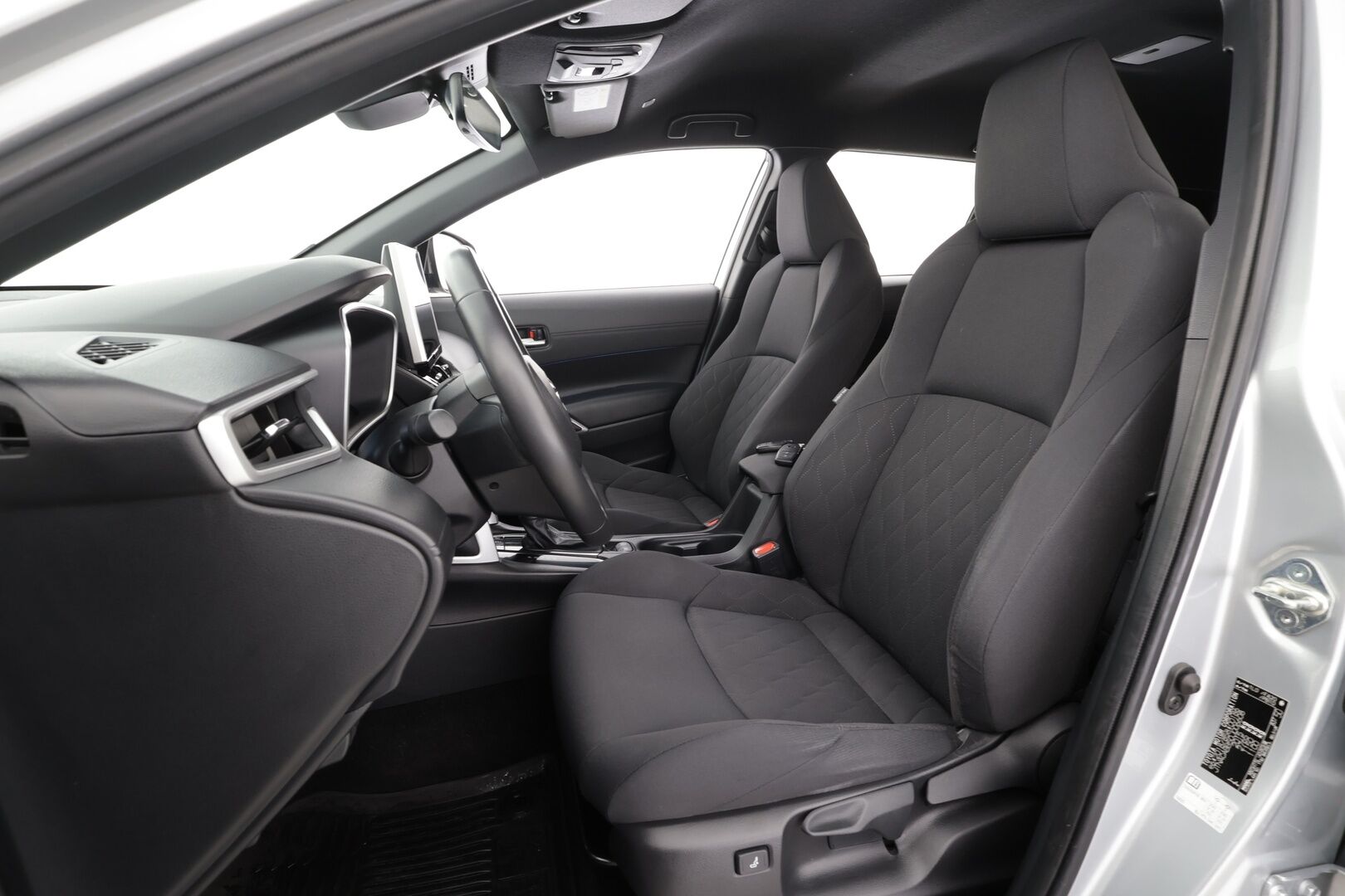 TOYOTA COROLLA CROSS 2023 2.0 Hybrid AWD-i Style - | ACC | LED | P.Kamera | Digimittaristo | Apple&Android | Navi | Kaistavahti | Keyless | Digimittaristo | Kahdet renkaat | 
