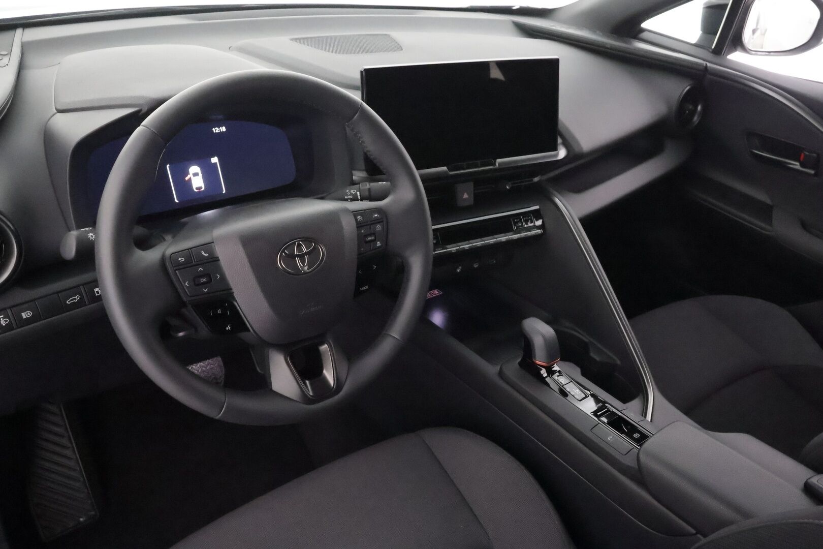 TOYOTA C-HR 2024 1,8 Hybrid Style - ACC | LED | P.Kamera | Navi | Kaistavahti | Keyless | Katveavustin | Digimittaristo | Merkkihuollot 