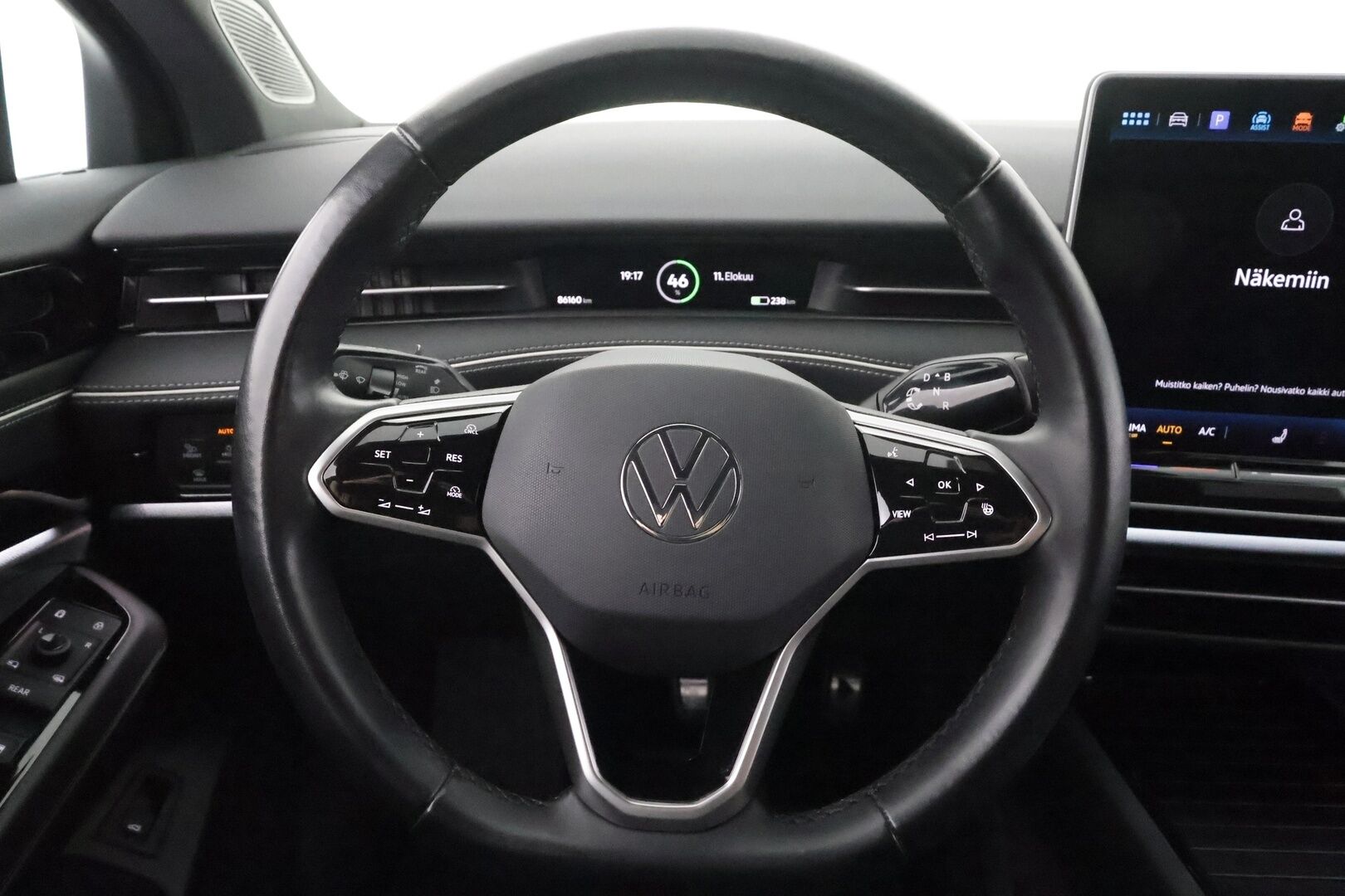 VOLKSWAGEN ID.7 2025 210kW 82kWh Pro Tourer - | ACC | ILP | Koukku | Matrix-LED | Hierovat Muistipenkit | 360-Kamera | HUD | Ratinlämmitys | Puolinahat | Keyless | Apple&Android | Merkkihuollettu | Kahdet Renkaat |