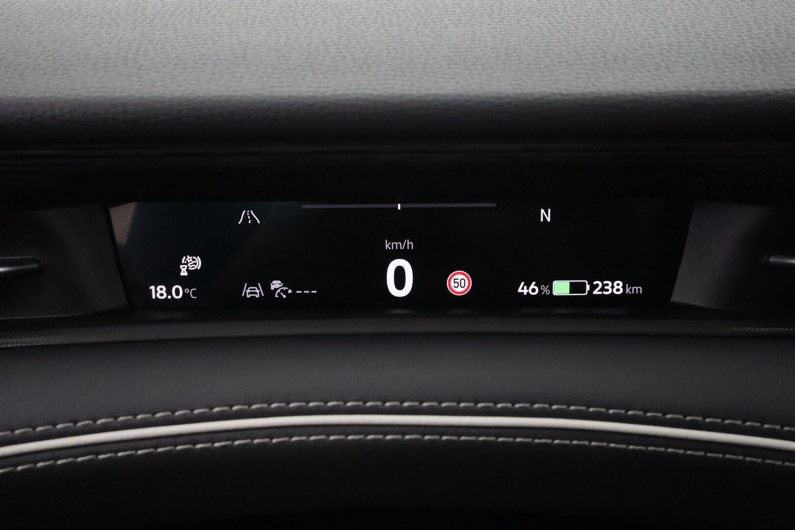 VOLKSWAGEN ID.7 2025 210kW 82kWh Pro Tourer - | ACC | ILP | Koukku | Matrix-LED | Hierovat Muistipenkit | 360-Kamera | HUD | Ratinlämmitys | Puolinahat | Keyless | Apple&Android | Merkkihuollettu | Kahdet Renkaat |