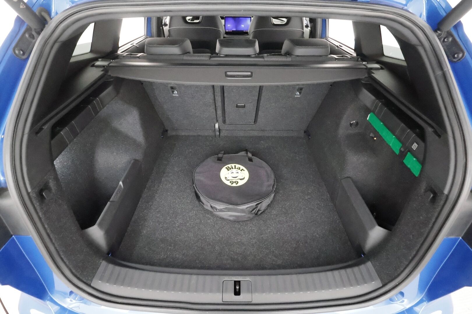 SKODA ENYAQ 2026 85x 4x4 SportLine - | ACC | ILP | Koukku | Canton | Matrix-LED | HUD | Hierovat Muistipenkit | 360-Kamera | Puolinahat | Keyless | Apple&Android | Merkkihuollettu |