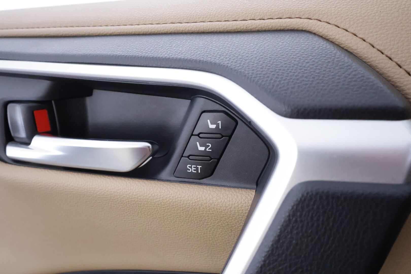 TOYOTA RAV4 2022 2.5 Hybrid AWD-i Premium - | ACC | Koukku | JBL | Muistipenkki | Ilmastoidut nahat | 360° | Keyless | LTA | BSM | Apple & Android | Lämm. ratti | 2x renkaat aluin | ALV |