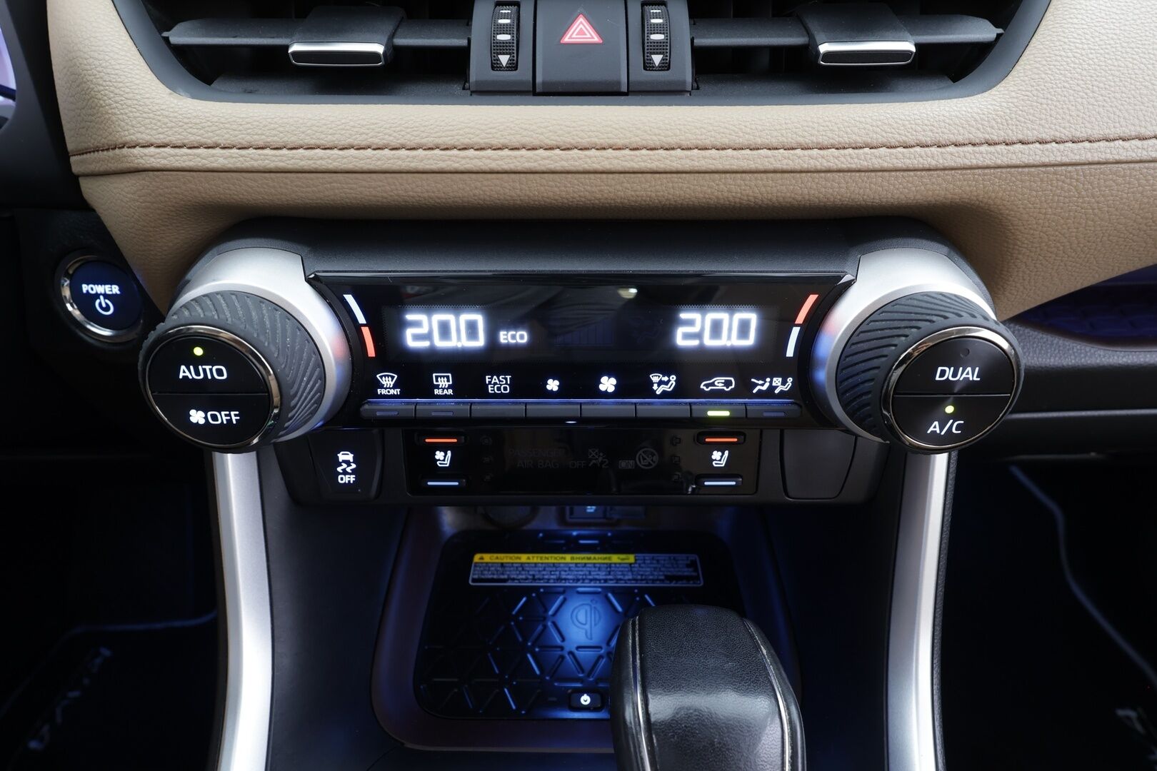 TOYOTA RAV4 2022 2.5 Hybrid AWD-i Premium - | ACC | Koukku | JBL | Muistipenkki | Ilmastoidut nahat | 360° | Keyless | LTA | BSM | Apple & Android | Lämm. ratti | 2x renkaat aluin | ALV |