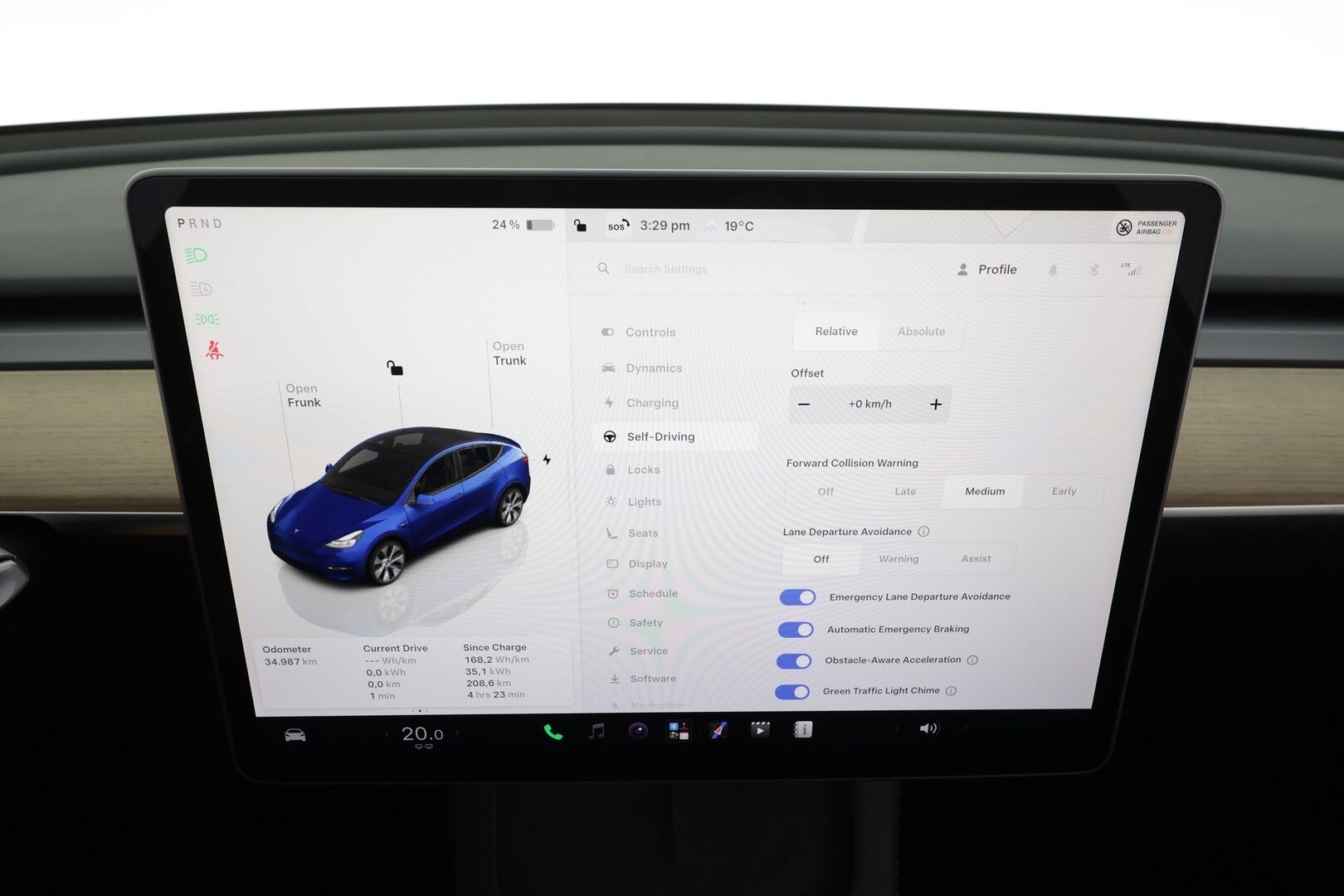 TESLA MODEL Y 2022 Long Range Dual Motor - | ILP | ACC | Lasikatto | Matrix-LED | P.Kamera | Muistipenkki | Premium Audio | Navi | Kaistavahti | Keyless |