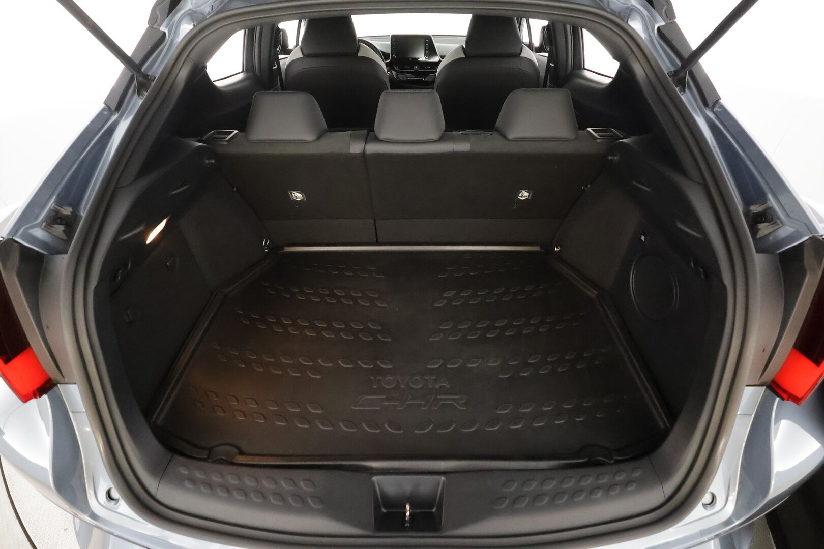 Toyota C-HR 2021 2,0 Hybrid GR Sport - | ACC | JBL | Sähköpenkki | Nahka-alcantara | Bi-Tone | AFS-LED | P.kamera | Keyless | Navi | BSM | Lane Assist | Apple&Android | Merkkihuollot | 