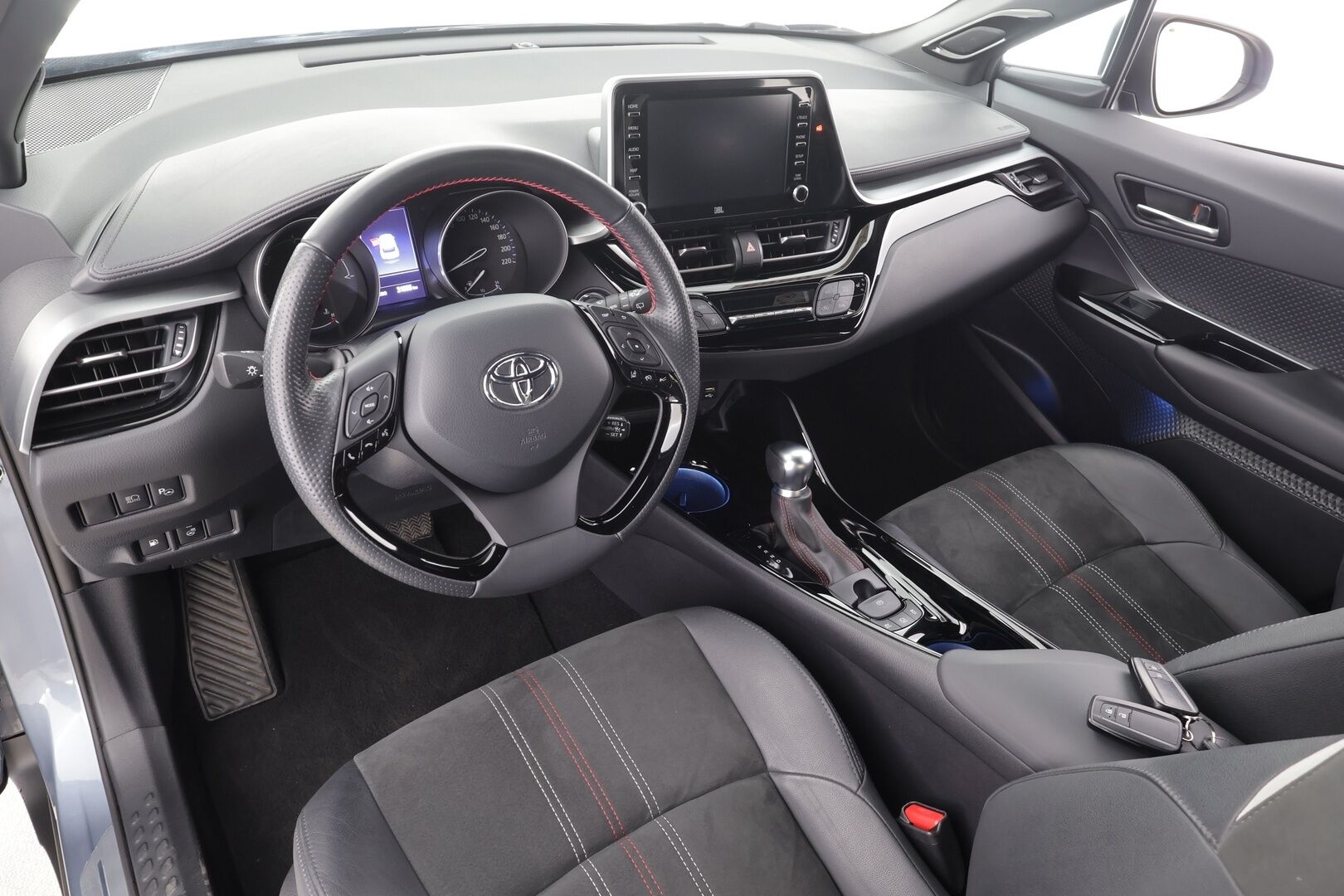 Toyota C-HR 2021 2,0 Hybrid GR Sport - | ACC | JBL | Sähköpenkki | Nahka-alcantara | Bi-Tone | AFS-LED | P.kamera | Keyless | Navi | BSM | Lane Assist | Apple&Android | Merkkihuollot | 