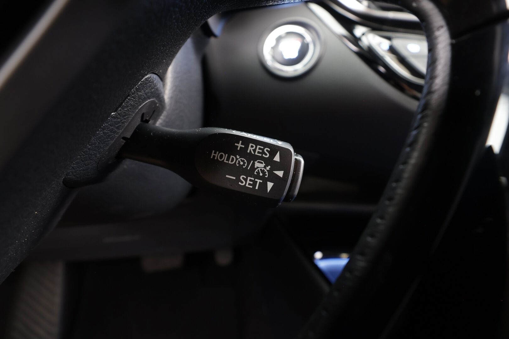 Toyota C-HR 2021 2,0 Hybrid GR Sport - | ACC | JBL | Sähköpenkki | Nahka-alcantara | Bi-Tone | AFS-LED | P.kamera | Keyless | Navi | BSM | Lane Assist | Apple&Android | Merkkihuollot | 