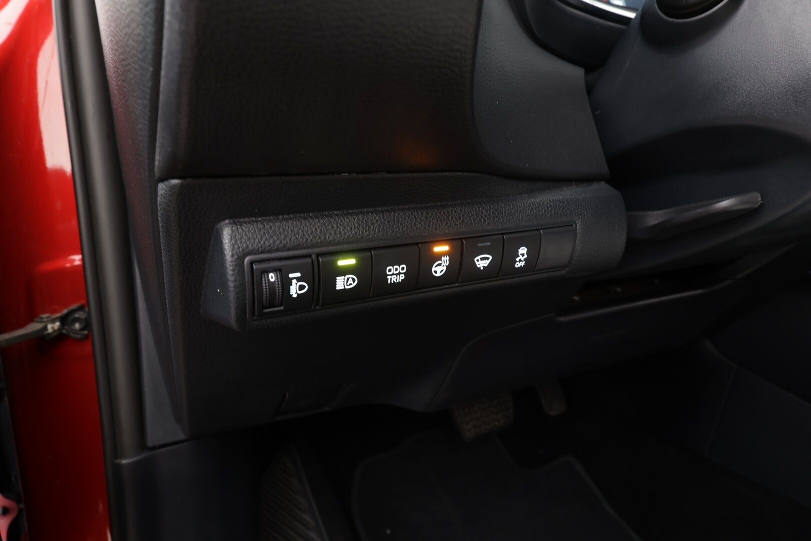 Toyota Corolla 2023 Sedan 1,8 Hybrid GR Sport - | ACC | LED | P.Kamera | Kaistavahti | Navi | Keyless | Digimittaristo | Apple&Android | Merkkihuollot | 