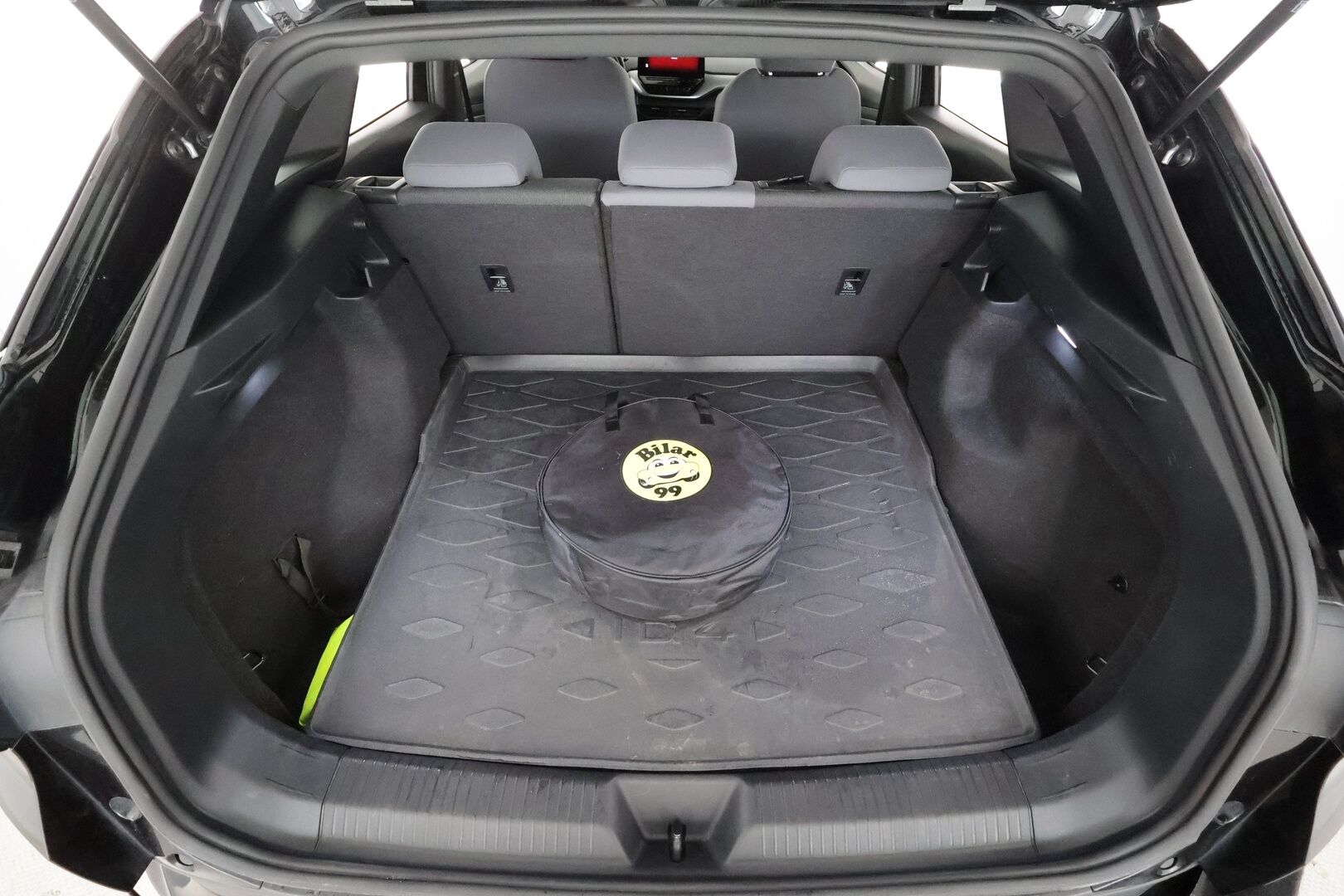 VOLKSWAGEN ID4 2023 220kW 82kWh GTX - | ACC | ILP | Koukku | LED | P.Kamera | Kaistavahti | Navi | Keyless | Kahdet renkaat | Merkkihuollot |