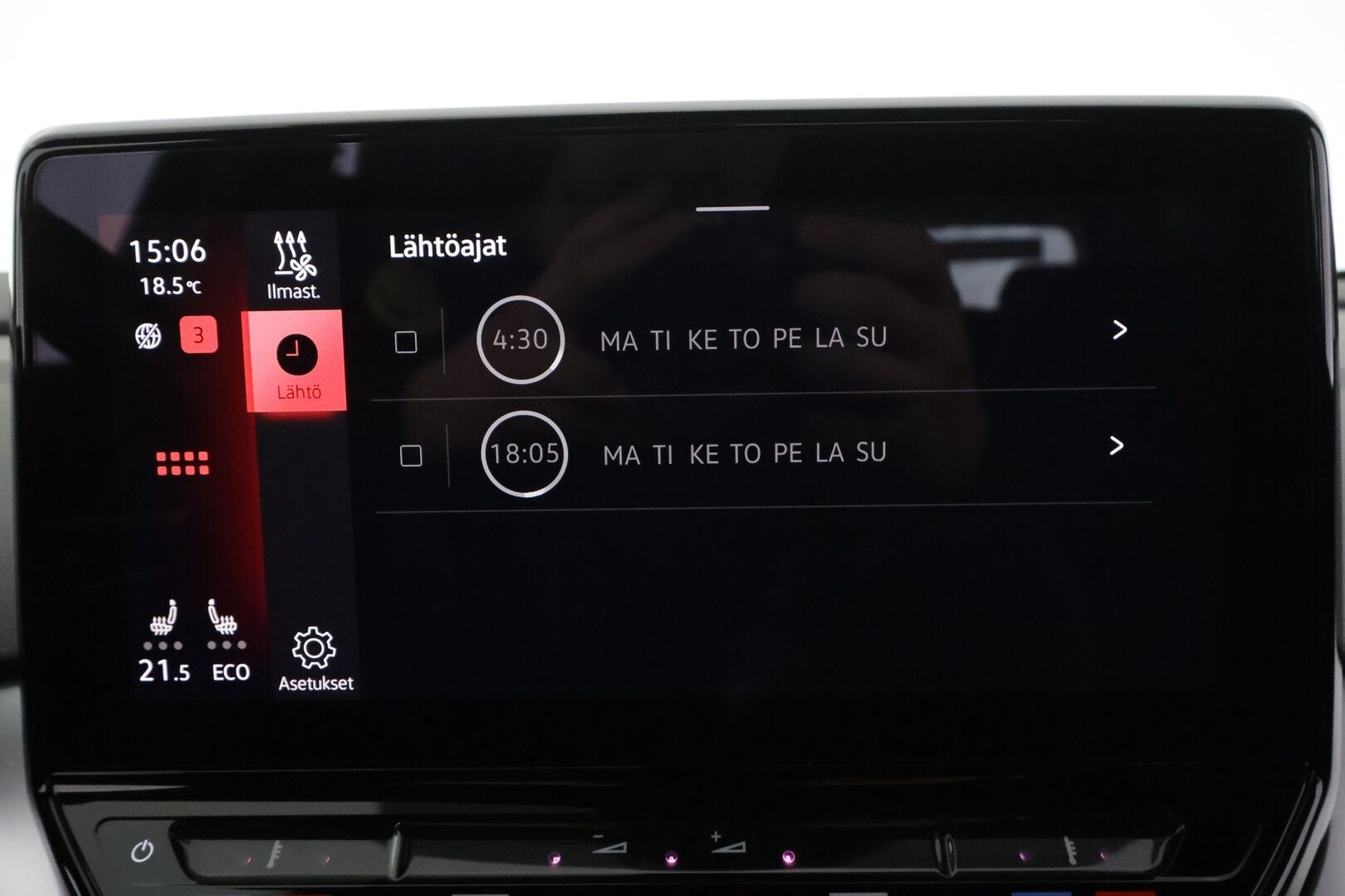 VOLKSWAGEN ID4 2023 220kW 82kWh GTX - | ACC | ILP | Koukku | LED | P.Kamera | Kaistavahti | Navi | Keyless | Kahdet renkaat | Merkkihuollot |