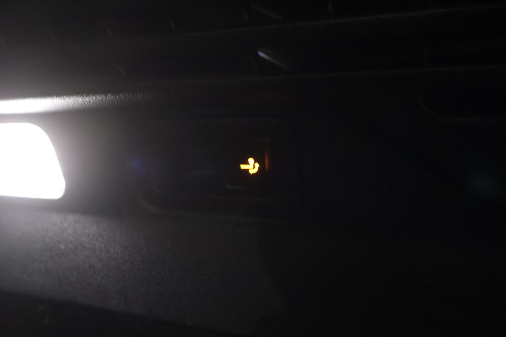 VOLKSWAGEN ID4 2023 220kW 82kWh GTX - | ACC | ILP | Koukku | LED | P.Kamera | Kaistavahti | Navi | Keyless | Kahdet renkaat | Merkkihuollot |