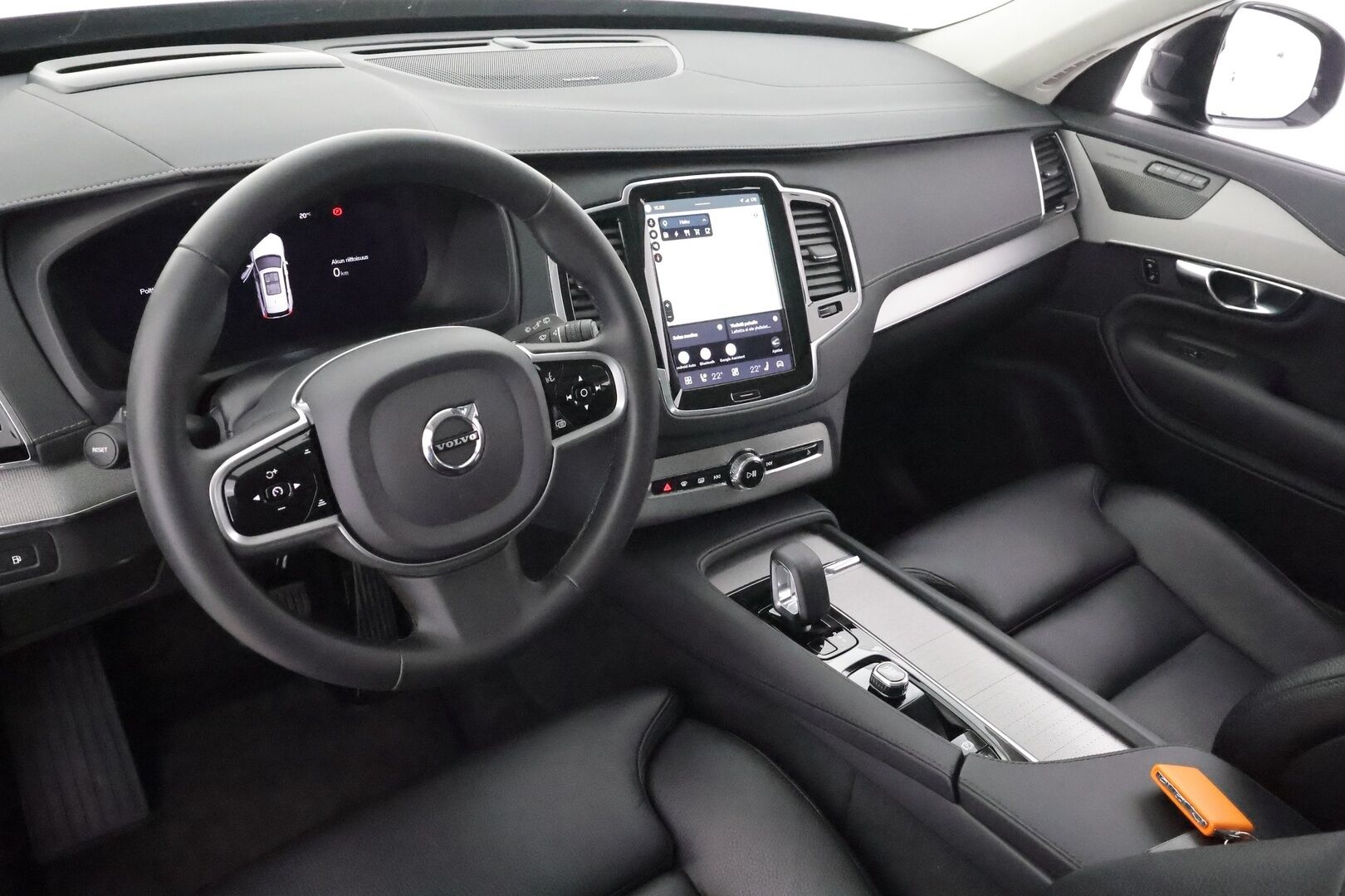 Volvo XC90 2023 T8 AWD Long Range High Performance Ultimate Dark aut 7-P - | ACC | Webasto | Koukku | Full-LED | H/K | Muistipenkit | HUD | Panorama | 360-Kamera | Sporttinahat | Keyless | Apple&Android | Merkkihuollettu |