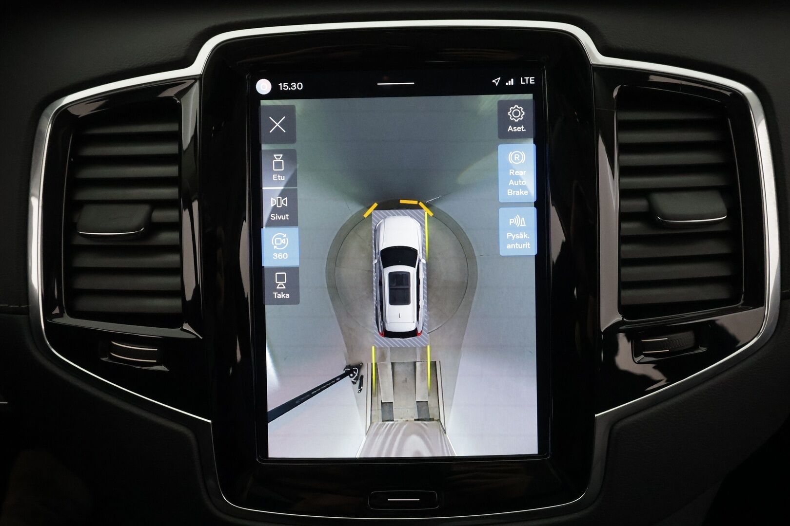 Volvo XC90 2023 T8 AWD Long Range High Performance Ultimate Dark aut 7-P - | ACC | Webasto | Koukku | Full-LED | H/K | Muistipenkit | HUD | Panorama | 360-Kamera | Sporttinahat | Keyless | Apple&Android | Merkkihuollettu |