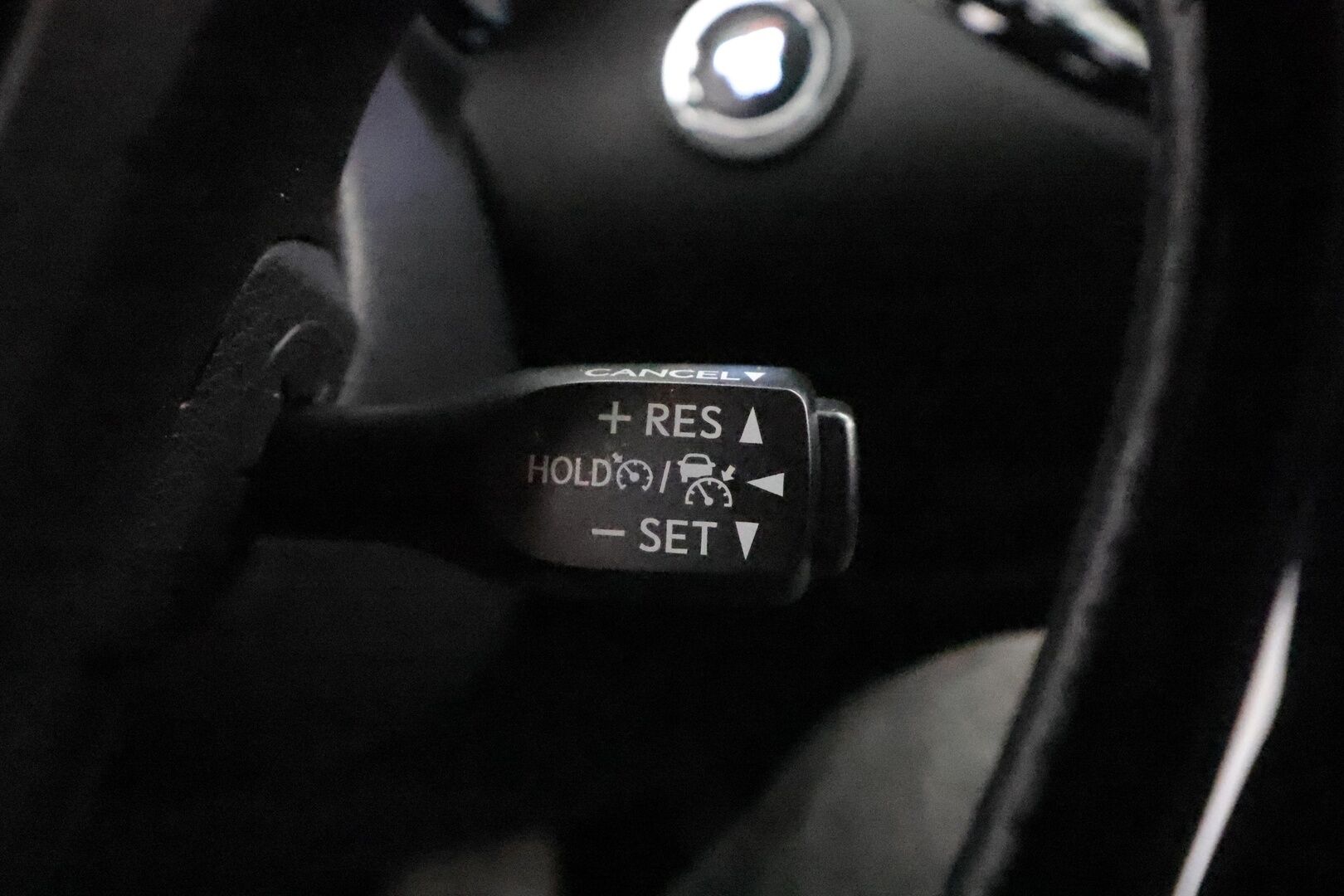 Toyota C-HR 2022 2,0 Hybrid GR Sport Tulossa!!! - JBL / ACC / P.kamera / Keinonahka-alcantara verhoilu / Sähkösäätöinen kuljettajanistuin / Smartkey / 2xrenkaat ja vanteet