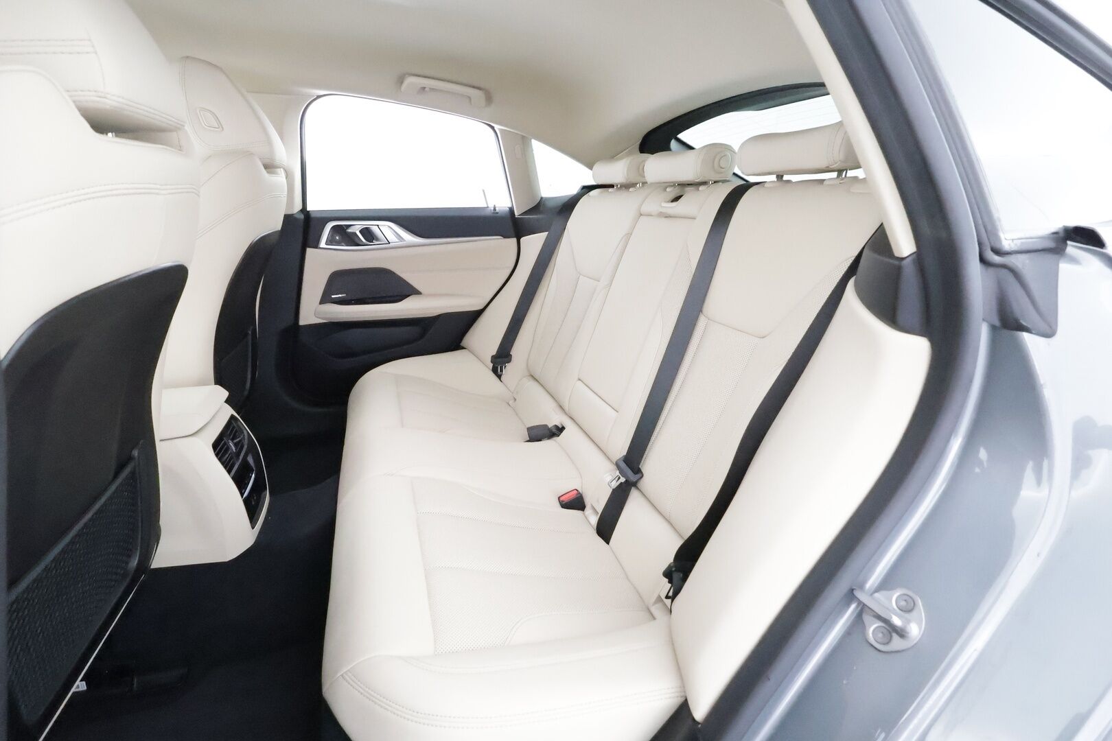 BMW I4 2024 eDrive40 - | ACC | ILP | 360° | Harman/Kardon | Laser | Sporttinahat | Comfort Access | Lane Assist | BSM | Sähk. takaluukku | 2x renkaat aluin | 