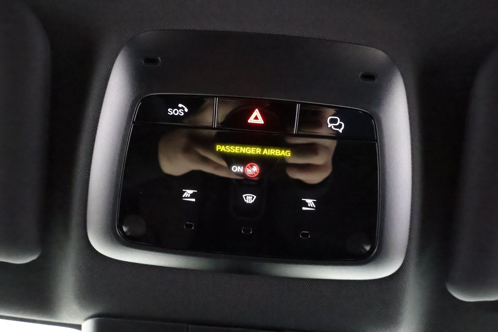 Volvo EX30 2025 Single Extended Range Plus - | ACC | ILP | Harman/Kardon | P.kamera | Puolinahat | LED | Ambient Light | BLIS | Pilot Assist | Apple & Android | Lämm. ratti | ALV | 