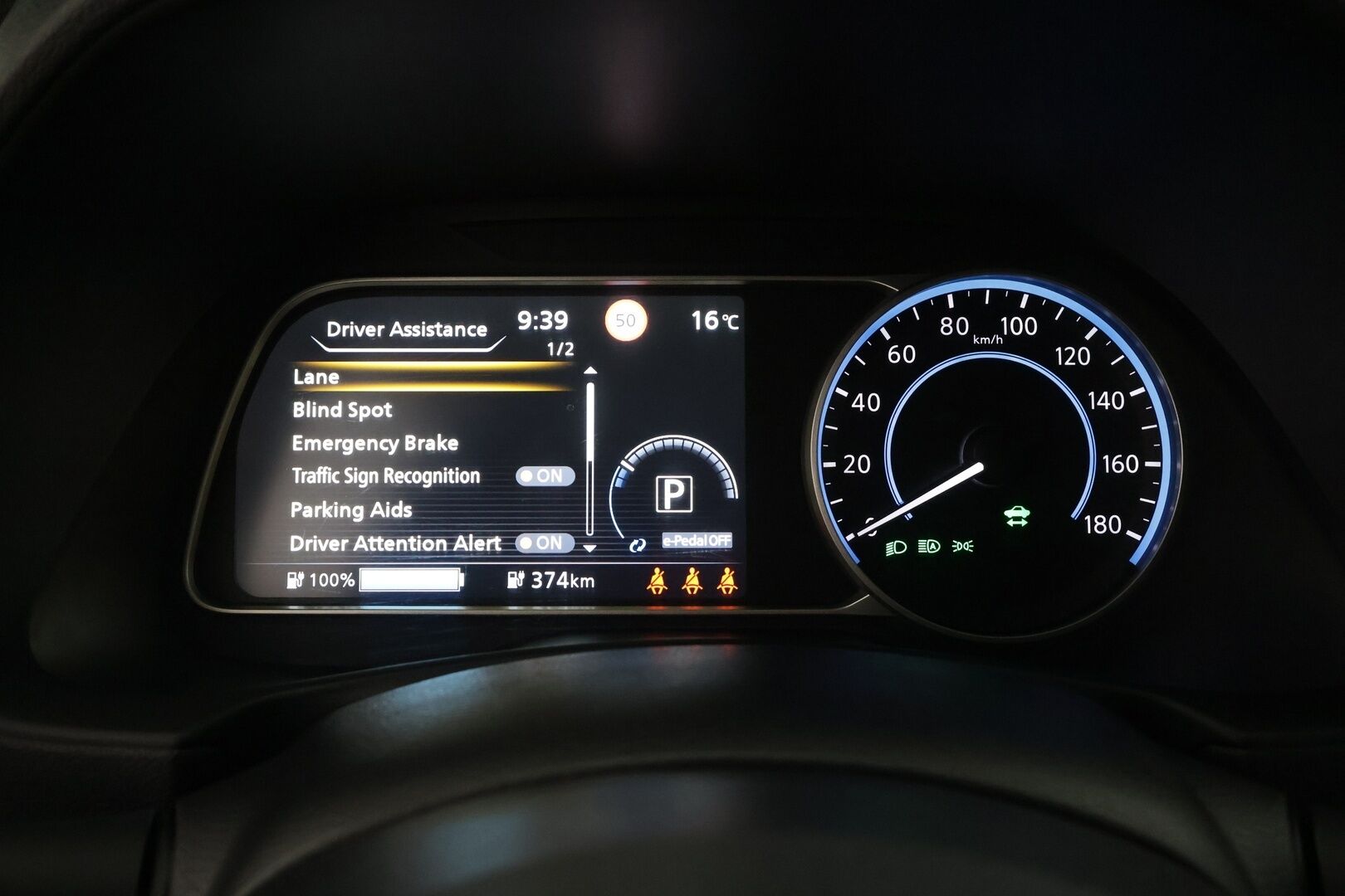 NISSAN LEAF 2023 e+ N-Connecta MY23 59 kWh - | ACC | ILP | LED | 360° | Kaistavahti | BSM | RCTA | Keyless | Navi | Apple Carplay | Lämm. ratti | Lämm. takapenkit | 2x renkaat aluin | ALV |
