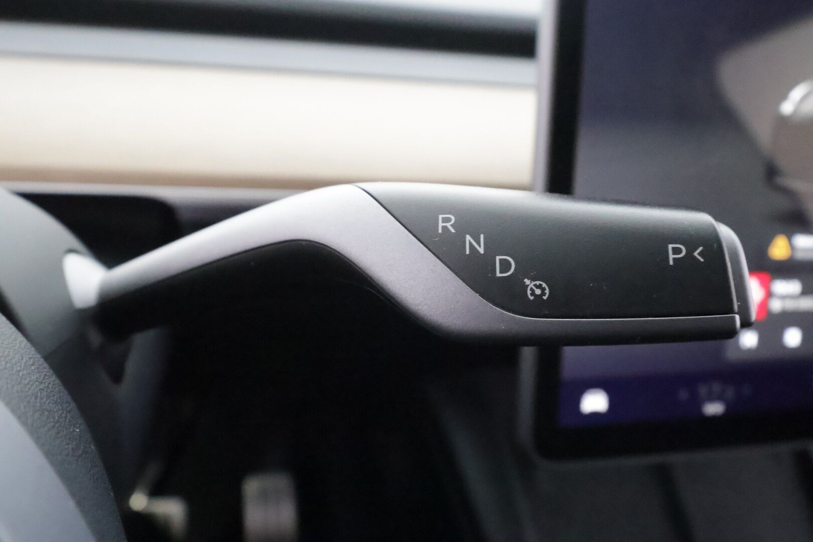 TESLA MODEL Y 2023 Performance Dual Motor - | ACC | ILP | Koukku | Ryzen | Matrix | Premium Audio | Lasikatto | Muistipenkki | Sähkönahat | Autosteer | P.kamera | 2x renkaat aluin | ALV |