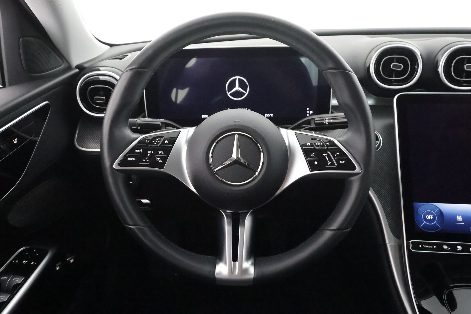 MERCEDES-BENZ C 2023 300 e T A - | Distronic+ | Koukku | LED-High Performance | P.Kamera | Navi | Kaistavahti | Katveavustin | Keyless | Apple&Android | Kahdet renkaat | 2x Latauskaapelit |