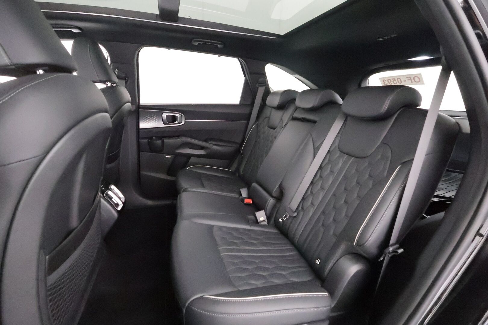 KIA SORENTO 2022 1,6 T-GDI Plug-in Hybrid AWD Business Luxury AT 5P - | ACC | Koukku | HUD | 360° | Bose | Ilm. sähkönahat | Muistipenkki | Panorama | Sähk. takaluukku | Keyless | BSM | HDA | Merkkihuollot | 