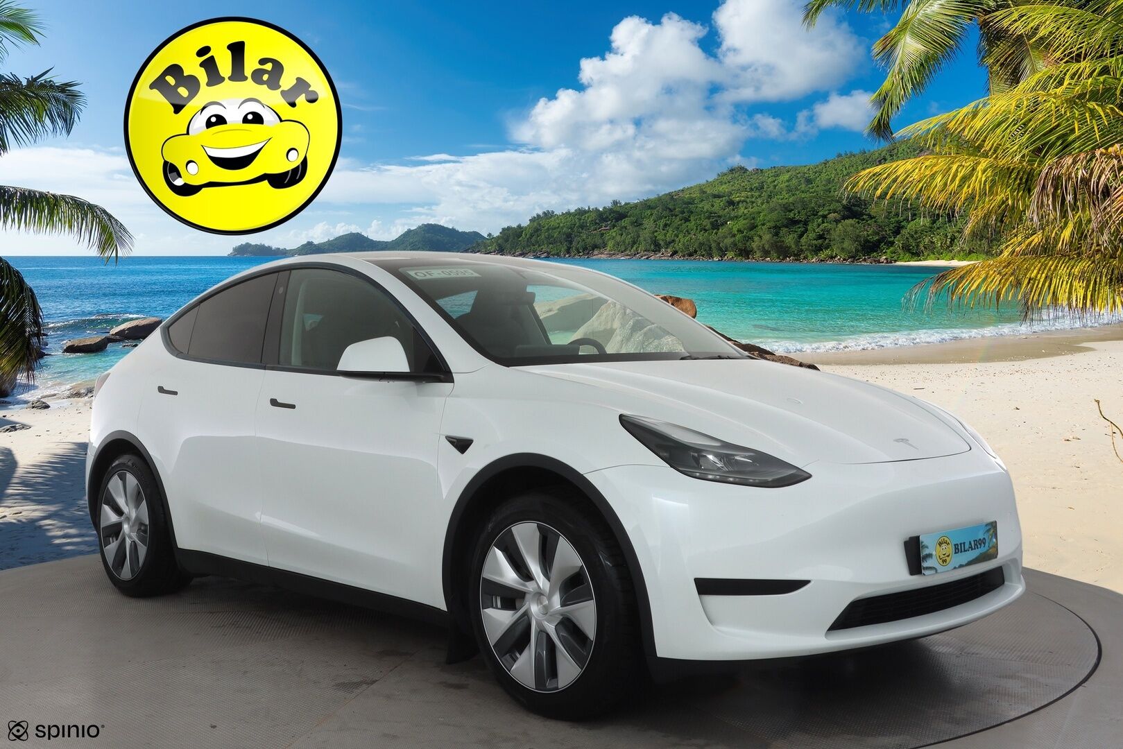 TESLA MODEL Y 2023 RWD - | ACC | ILP | Koukku | Ryzen | Matrix | Lasikatto | Premium Audio | Sähkönahat | Muistipenkki | P.kamera | Autosteer | 2x renkaat aluin | ALV |