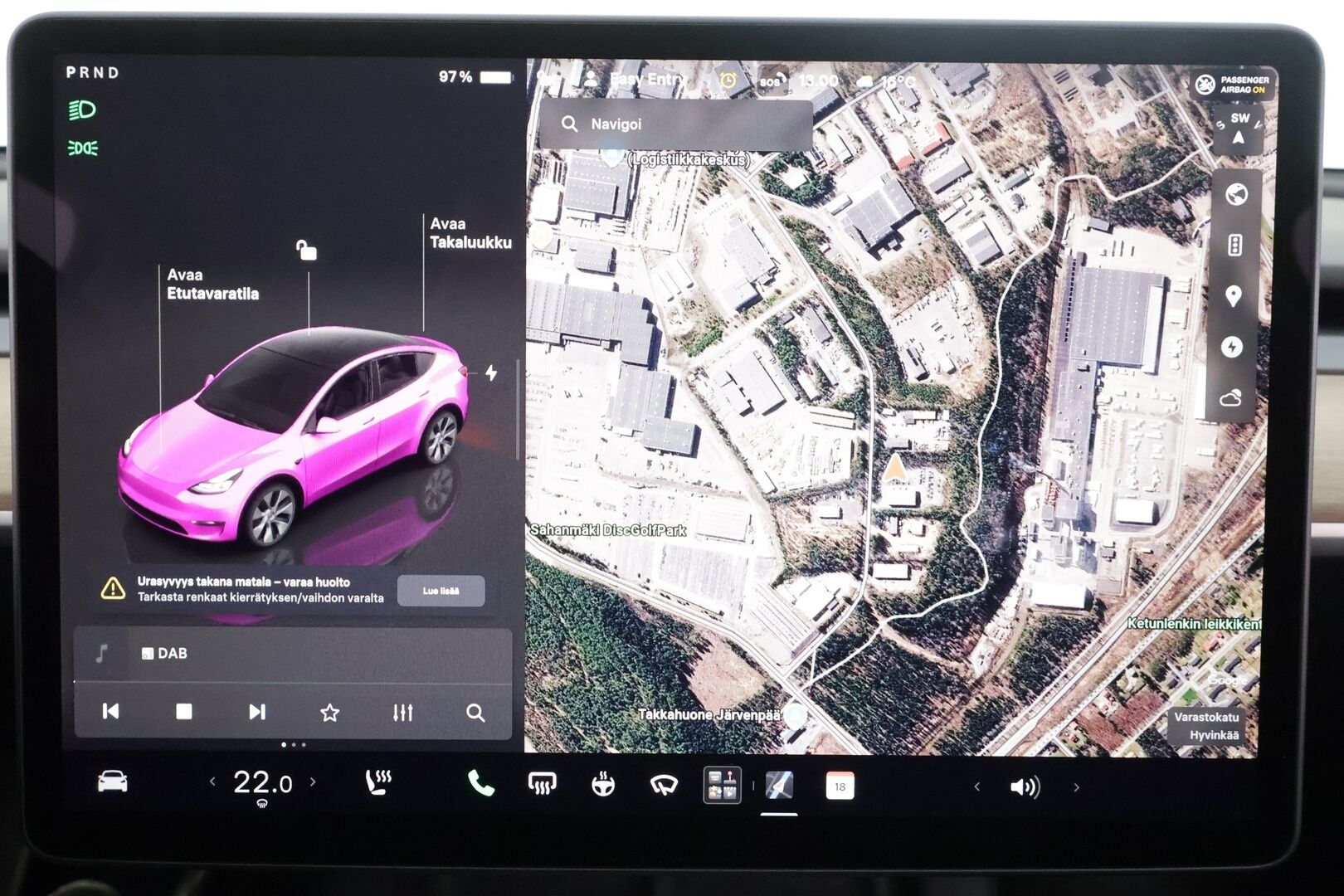 TESLA MODEL Y 2023 RWD - | ACC | ILP | Koukku | Ryzen | Matrix | Lasikatto | Premium Audio | Sähkönahat | Muistipenkki | P.kamera | Autosteer | 2x renkaat aluin | ALV |