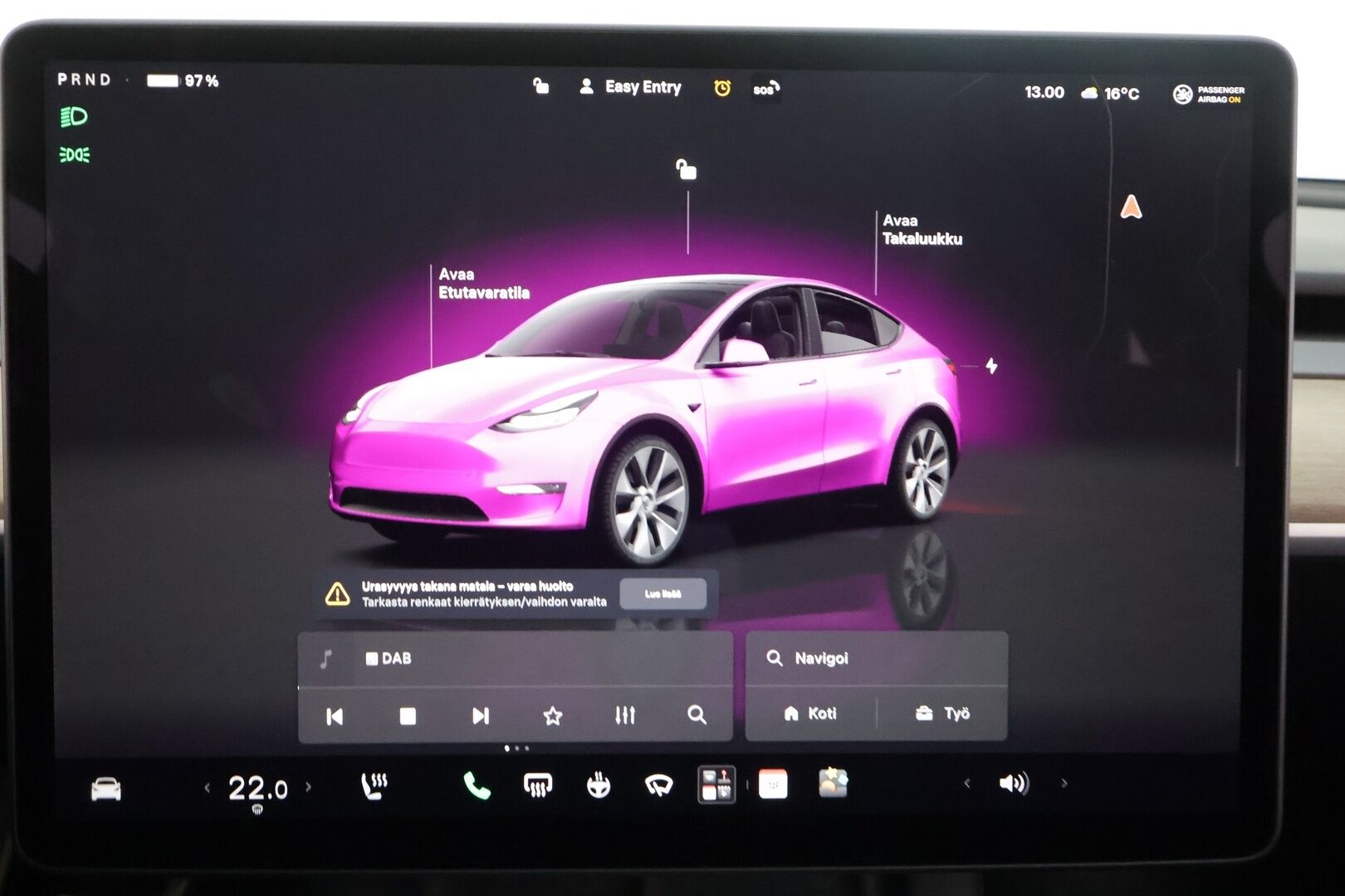 TESLA MODEL Y 2023 RWD - | ACC | ILP | Koukku | Ryzen | Matrix | Lasikatto | Premium Audio | Sähkönahat | Muistipenkki | P.kamera | Autosteer | 2x renkaat aluin | ALV |