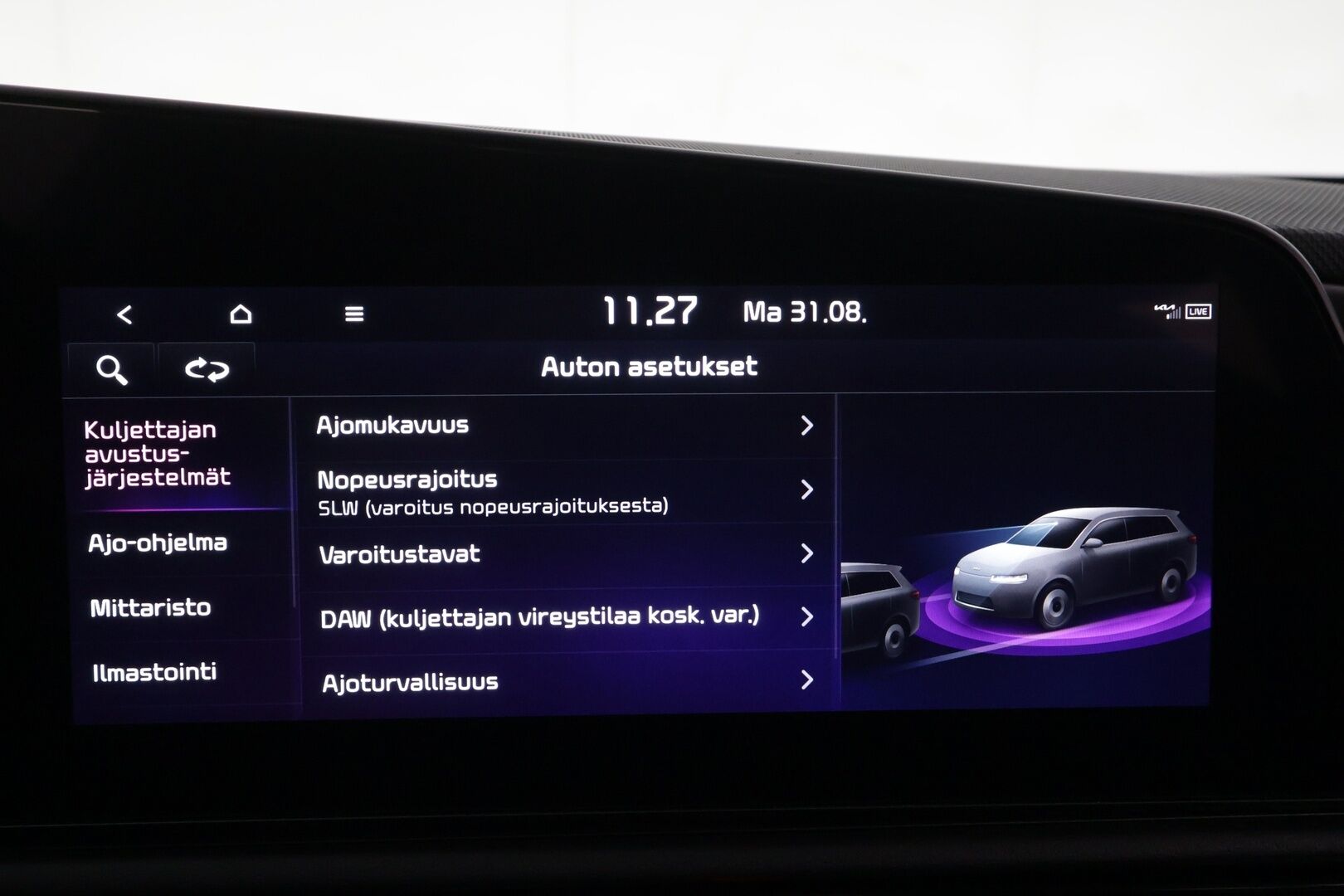 KIA NIRO 2023 EX 64,8kWh 204hv - | ACC | ILP | Puolinahat | LED | P.kamera | HDA | Akuston esilämmitys | Keyless | Lämm. ratti | Digimittaristo | V2L | 2x renkaat aluvantein | ALV |