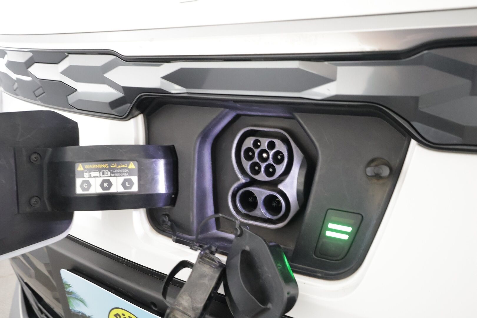 KIA NIRO 2023 EX 64,8kWh 204hv - | ACC | ILP | Puolinahat | LED | P.kamera | HDA | Akuston esilämmitys | Keyless | Lämm. ratti | Digimittaristo | V2L | 2x renkaat aluvantein | ALV |