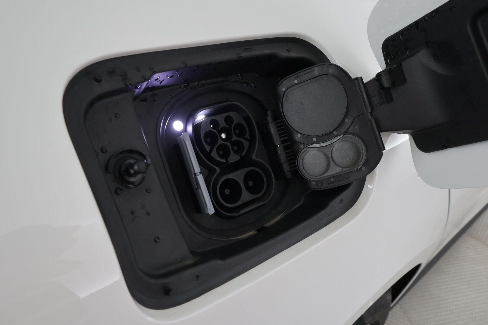 BMW i4 2023 eDrive35 M-Sport - | ACC | ILP | HiFi | Nahka-alcantara | Sporttipenkit | Driving Assistant | Ambient | Lane Assist | BSM | P.kamera | LED | Sähk.takaluukku | 2x renkaat aluin |