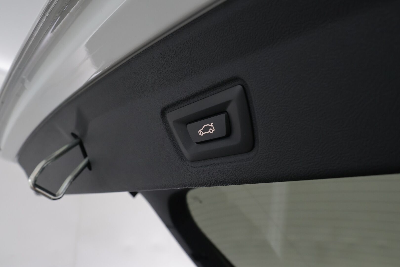 BMW i4 2023 eDrive35 M-Sport - | ACC | ILP | HiFi | Nahka-alcantara | Sporttipenkit | Driving Assistant | Ambient | Lane Assist | BSM | P.kamera | LED | Sähk.takaluukku | 2x renkaat aluin |