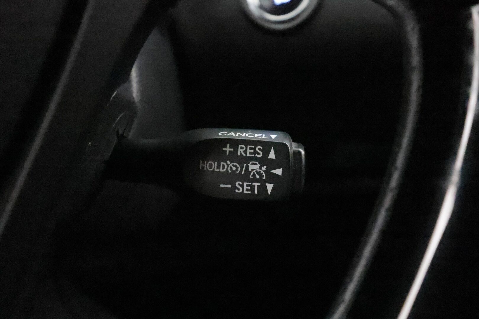 Toyota C-HR 2021 1,8 Hybrid GR Sport - | ACC | Koukku | Sähköpenkki | Nahka-alcantara | P.kamera | LED | Lane Assist | BSM | Keyless | Apple & Android | Lämm. ratti | Juuri huollettu |